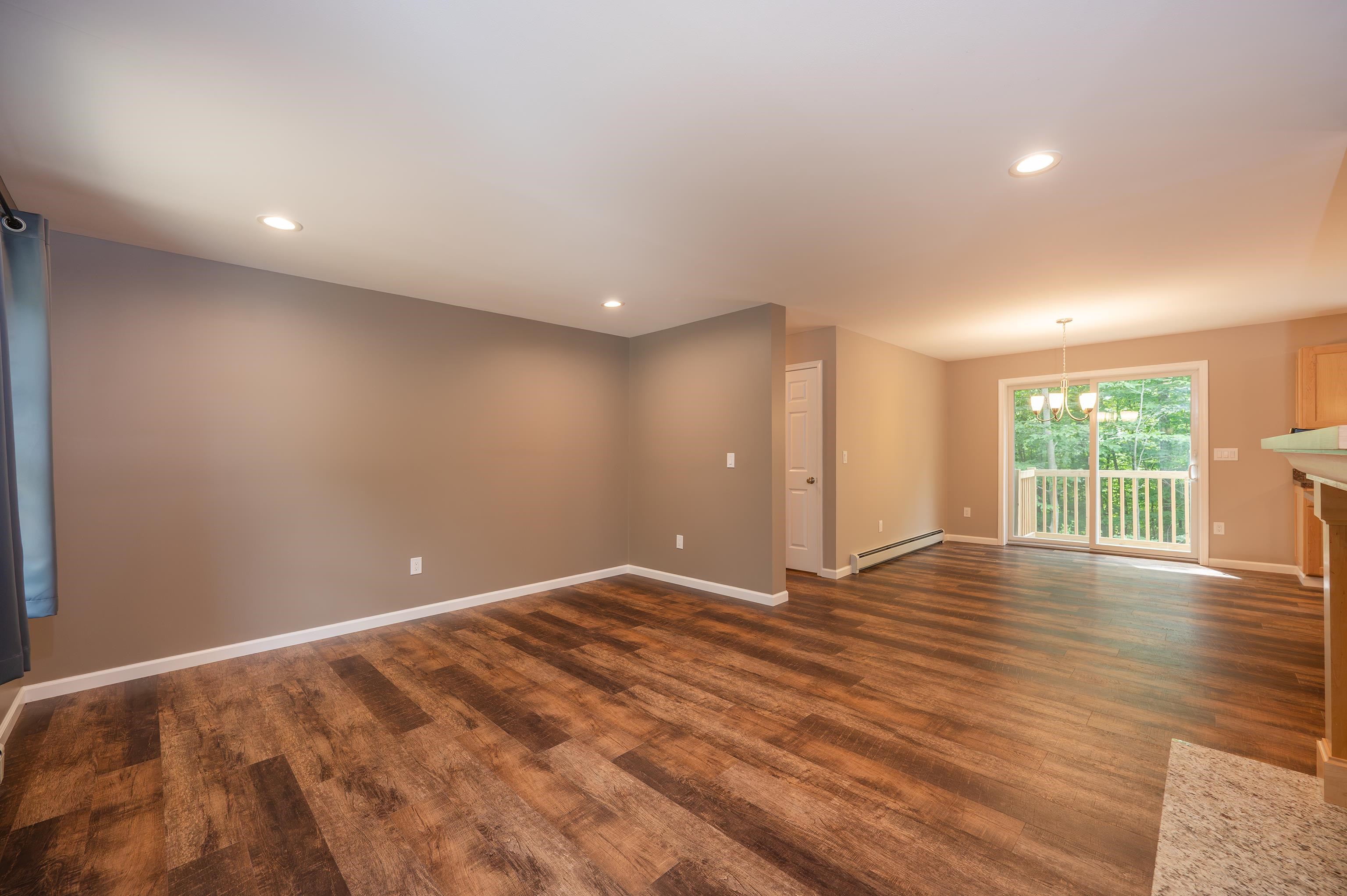 127 Top Ridge Property Photo 3