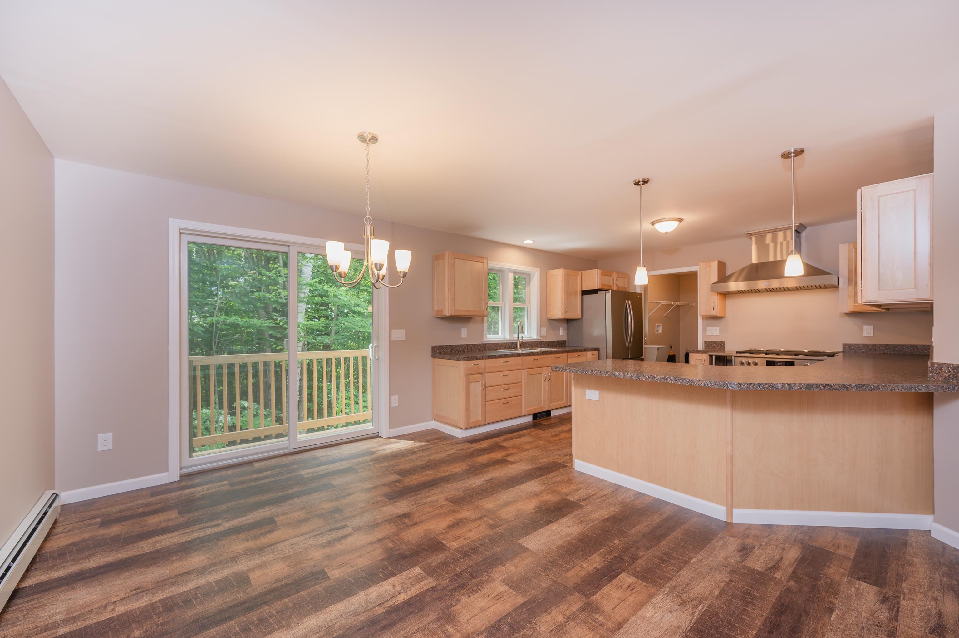 127 Top Ridge Property Photo 5