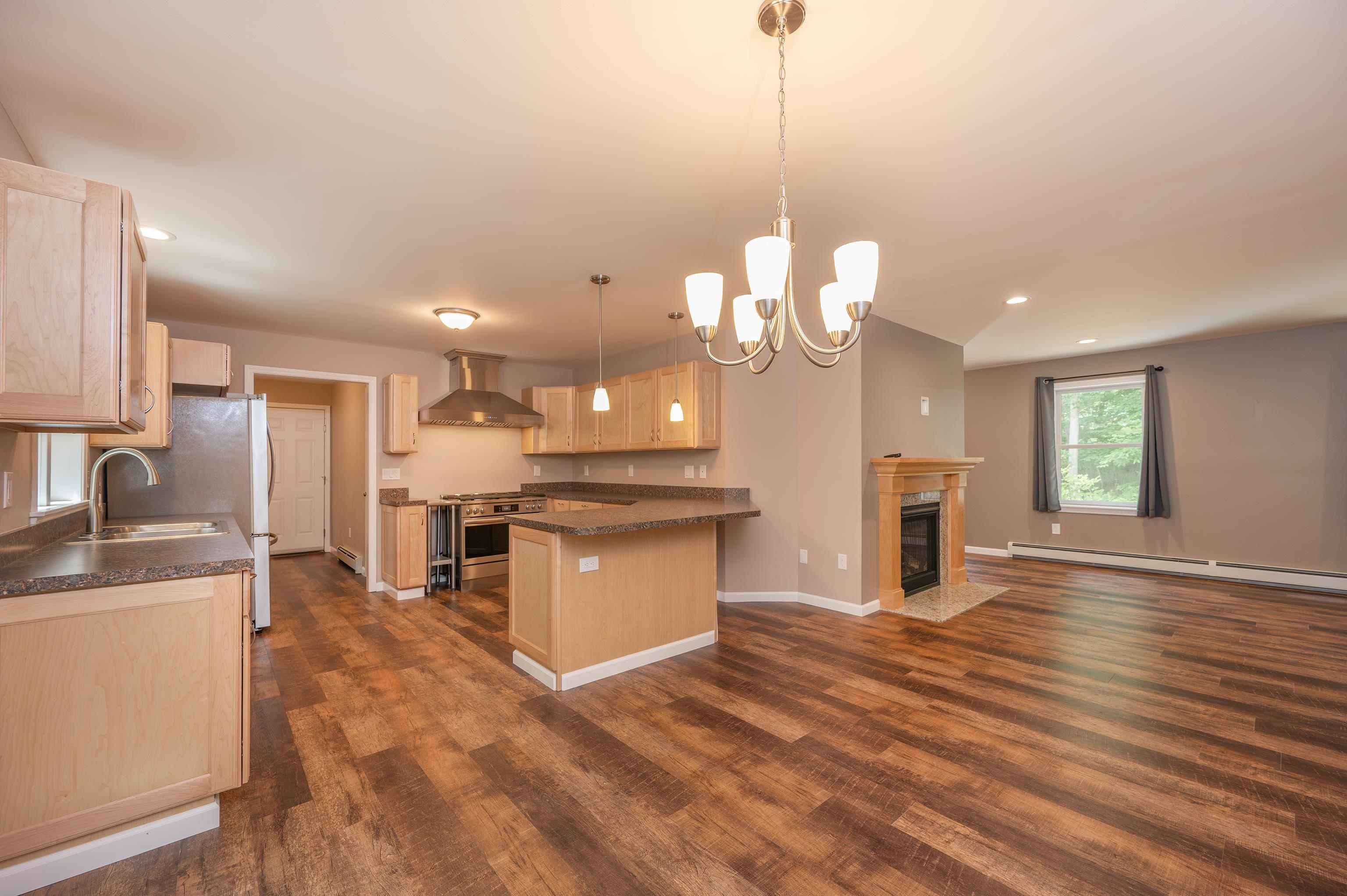 127 Top Ridge Property Photo 6