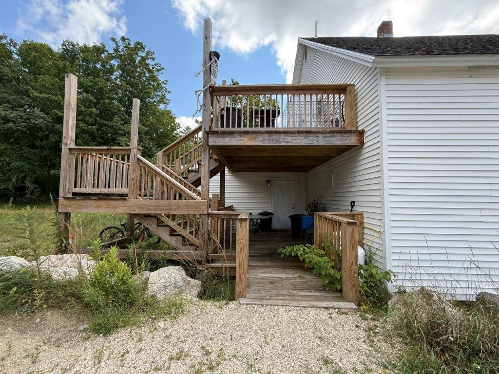75 Library Road Property Photo 5