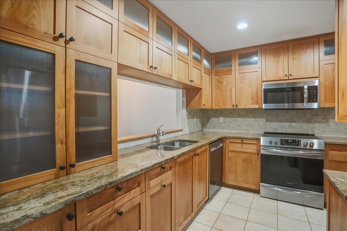 102 South Beach Road Property Photo 4