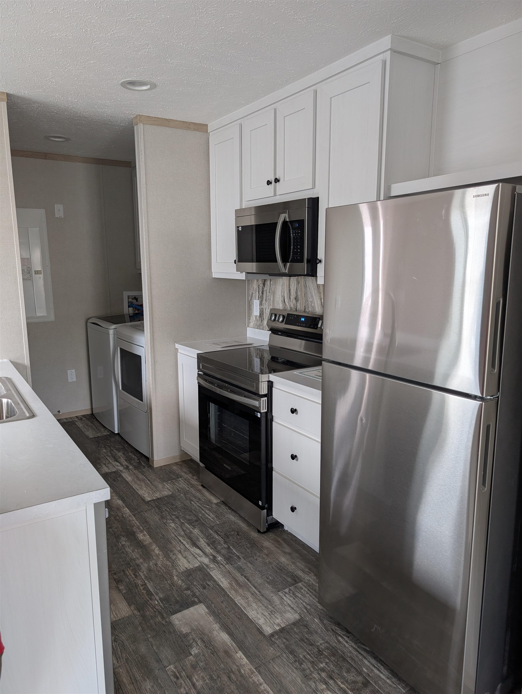 8 Avenue A Property Photo 1
