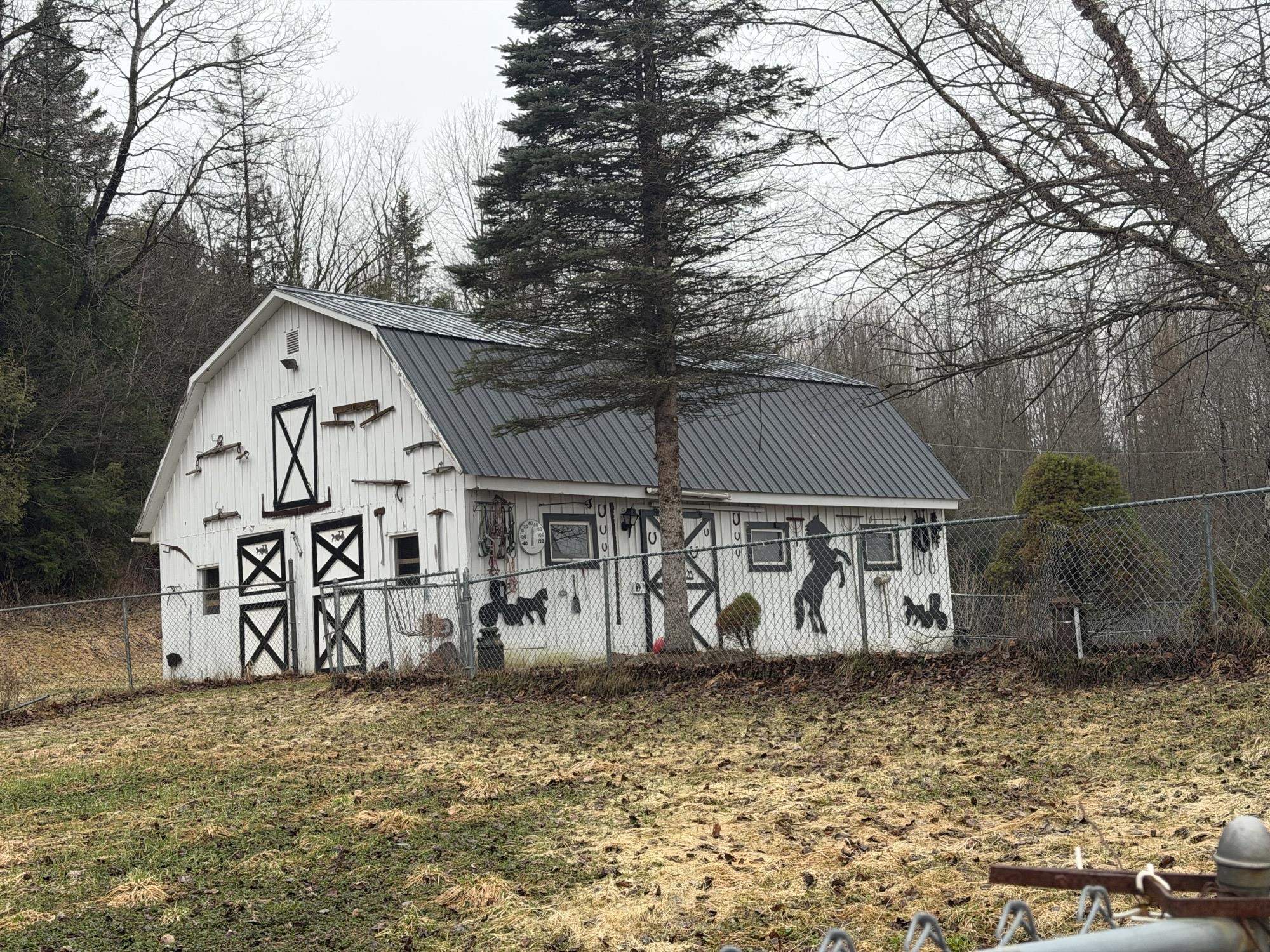 3724 Vt Route 105 Road Property Photo 5