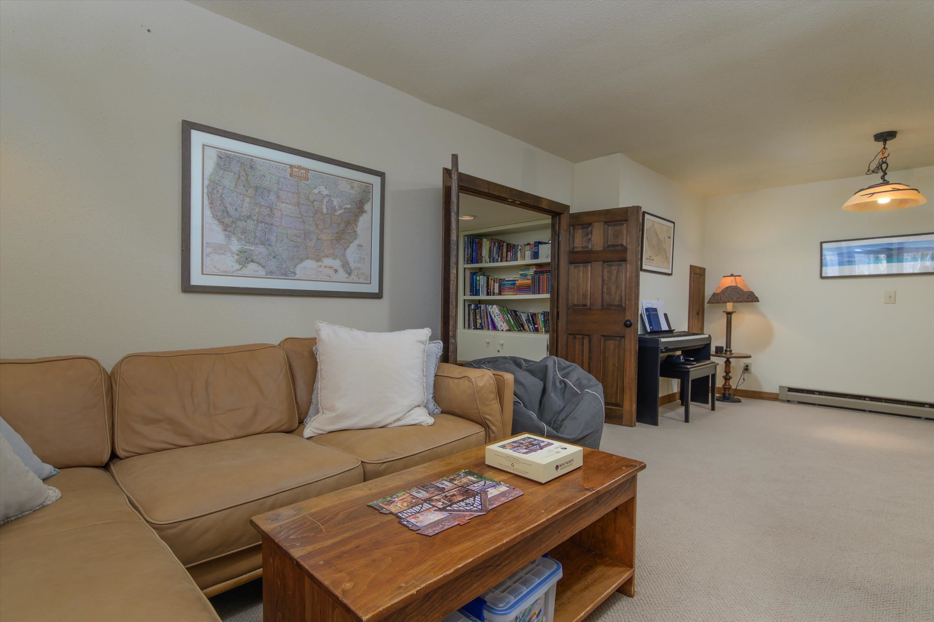 879 East Ash Road Property Photo 16