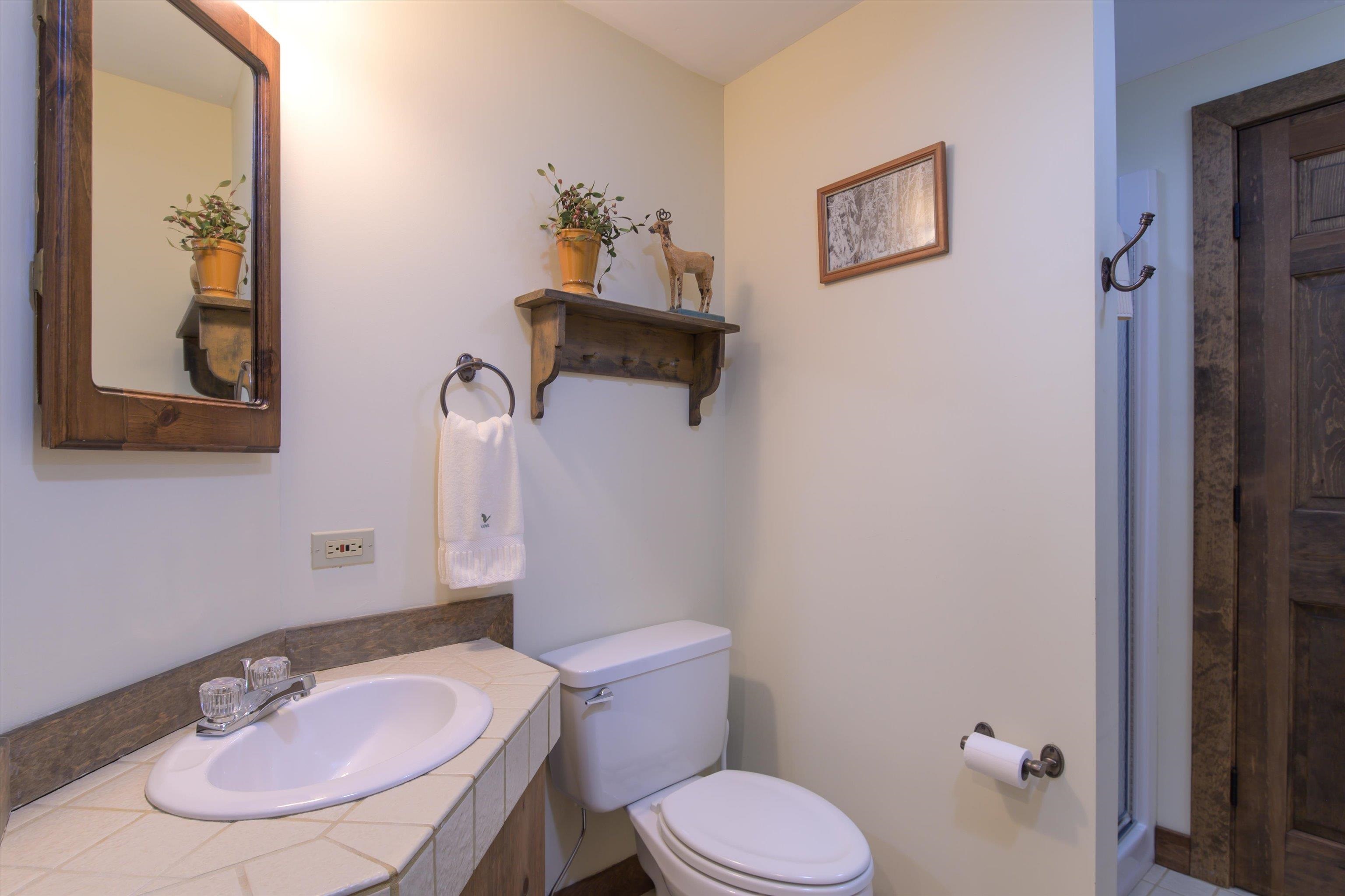 879 East Ash Road Property Photo 29