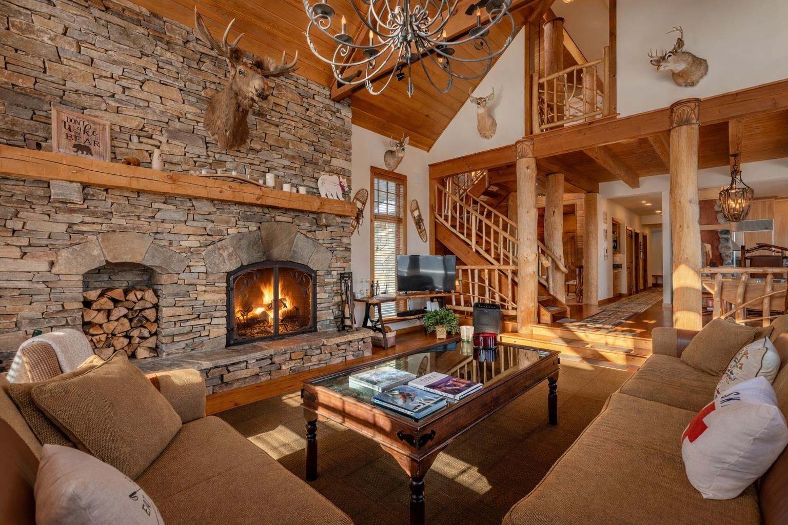 924 Okemo Ridge Road Property Photo 8