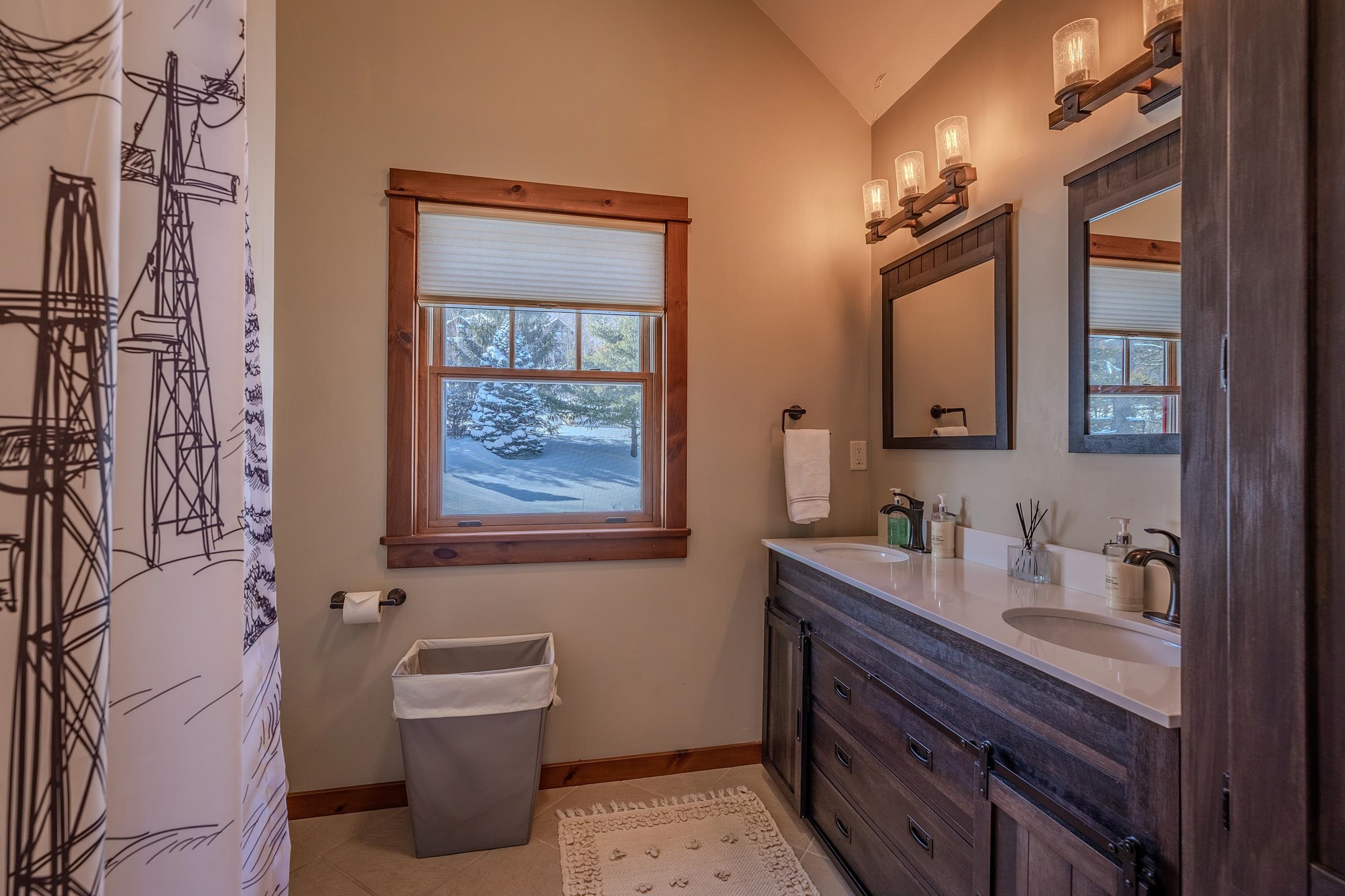 924 Okemo Ridge Road Property Photo 37