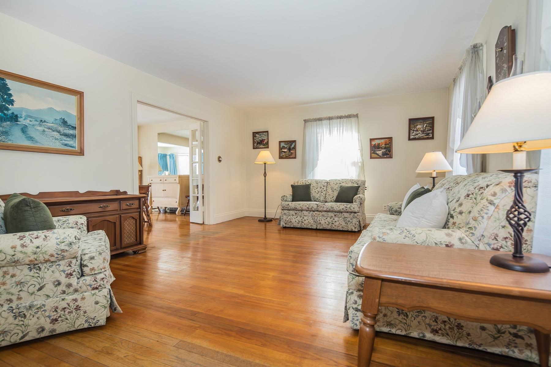 98 Harrington Avenue Property Photo 13