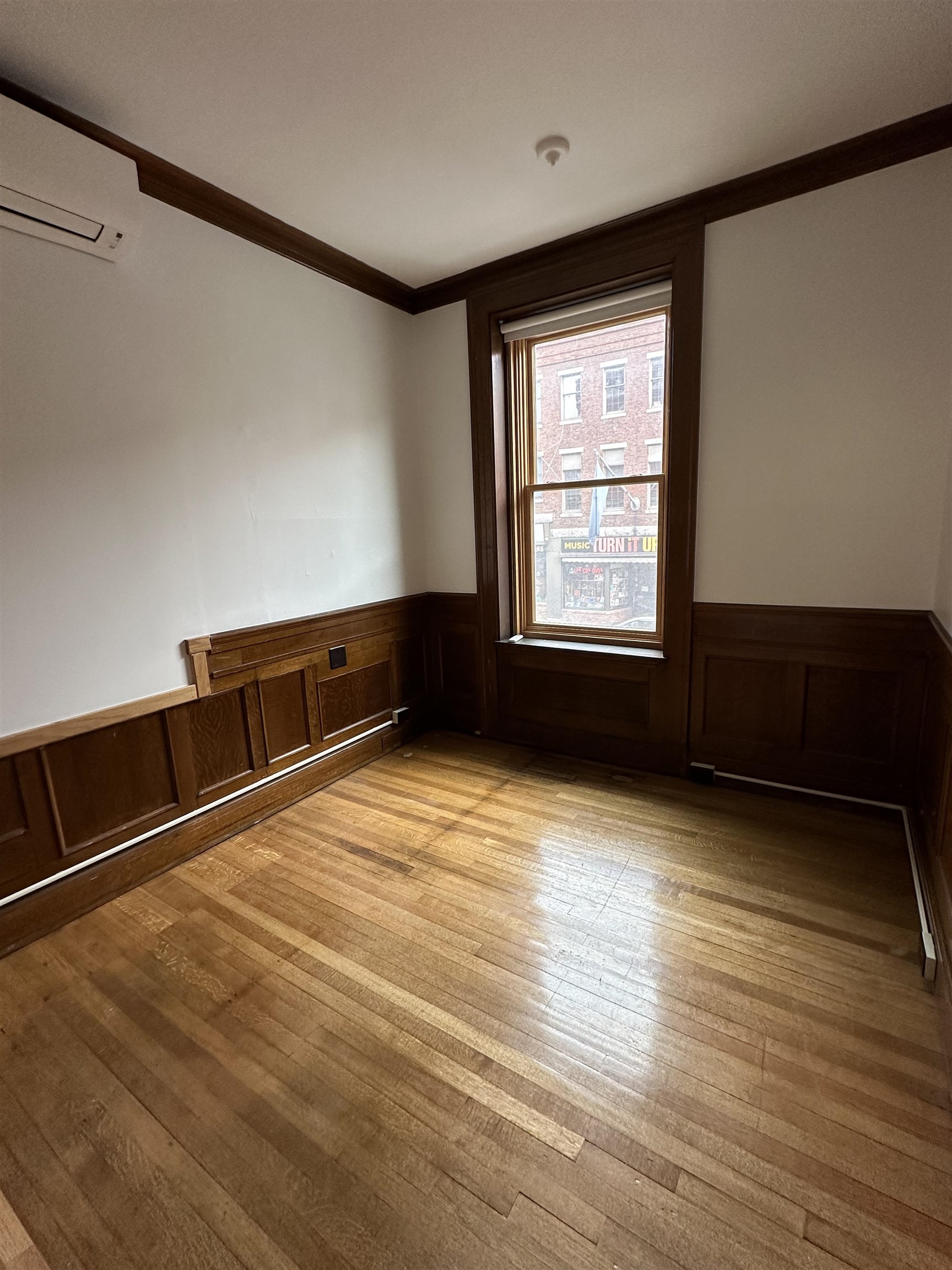 4 Elliot Street Property Photo 7