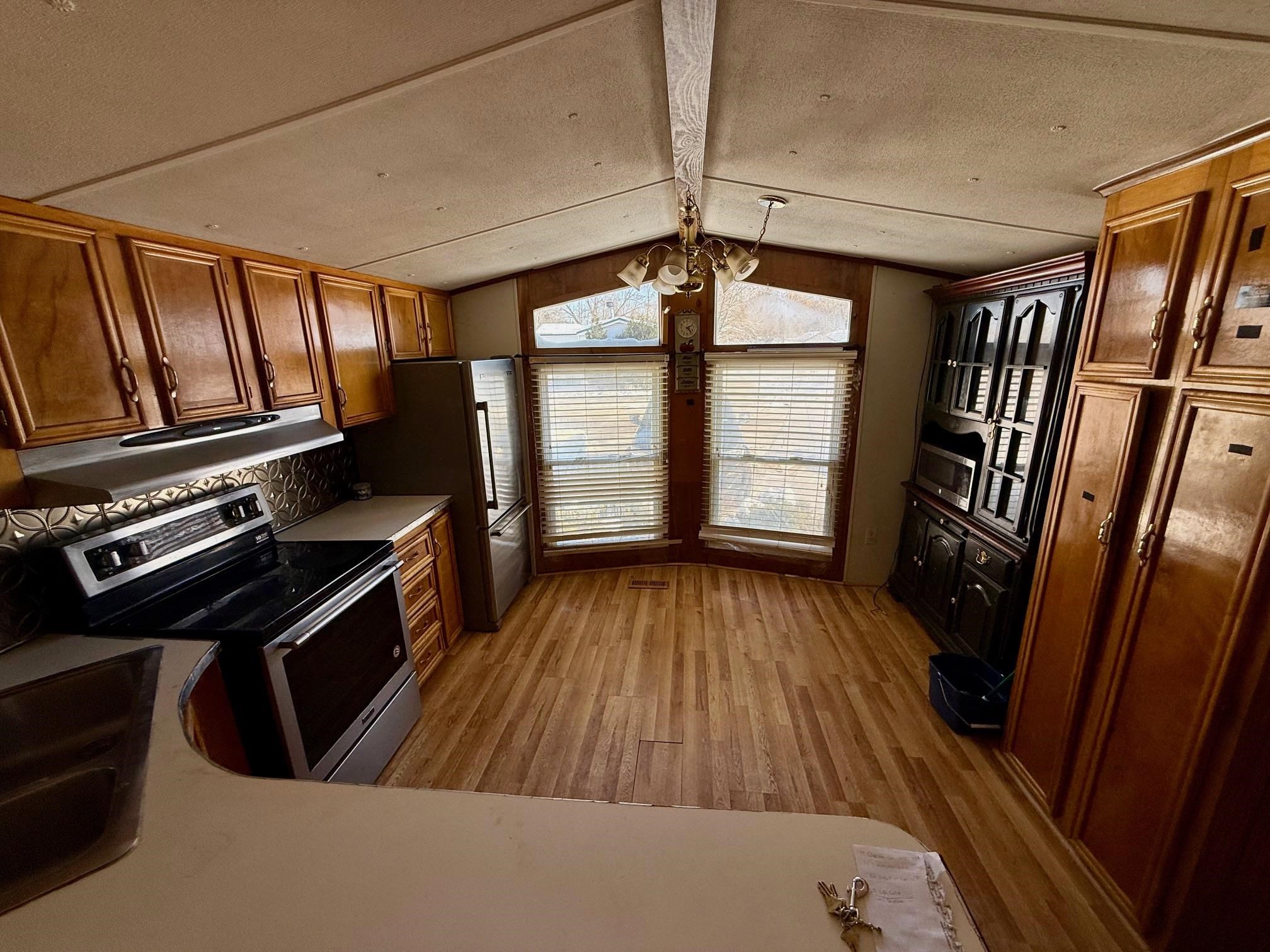 19 Grappone Drive Property Photo 4