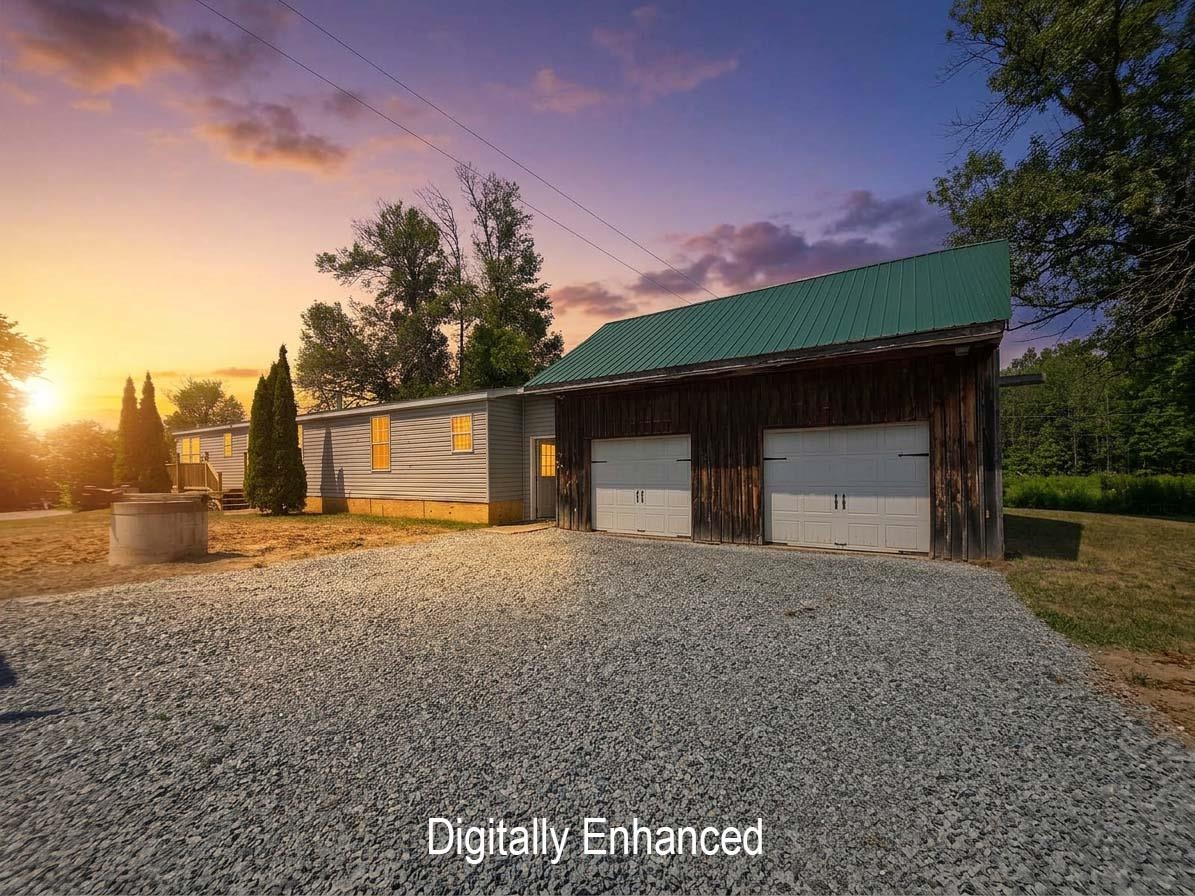 427 Dewing Road Property Photo 1