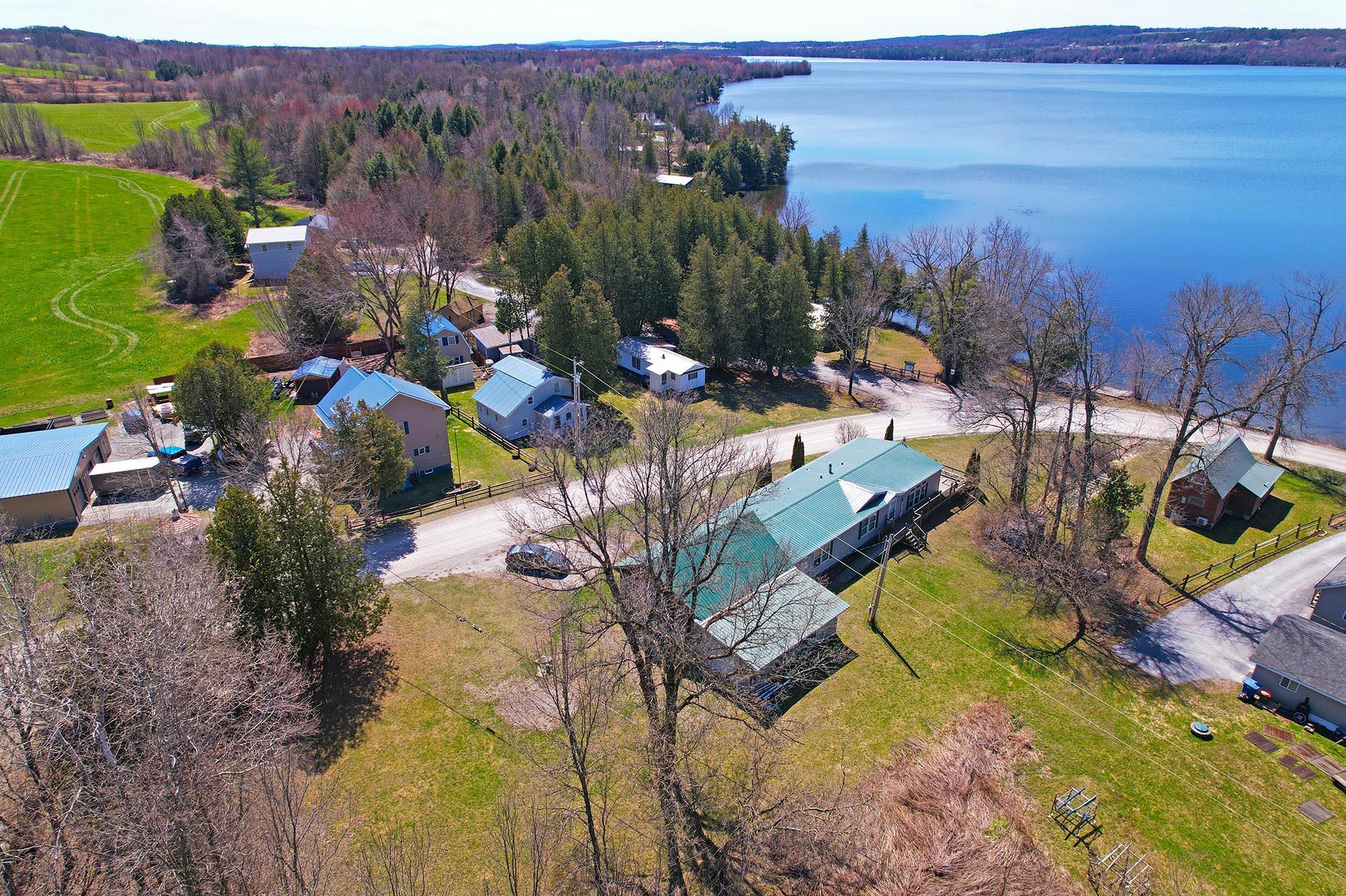 427 Dewing Road Property Photo 4