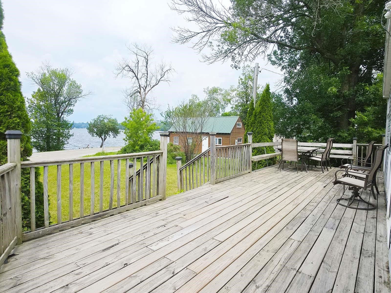 427 Dewing Road Property Photo 7
