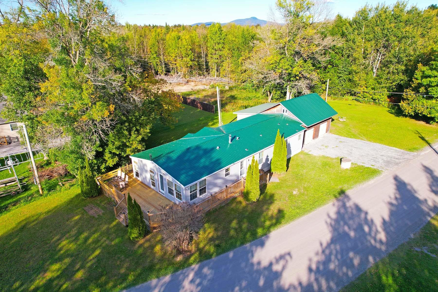427 Dewing Road Property Photo 13