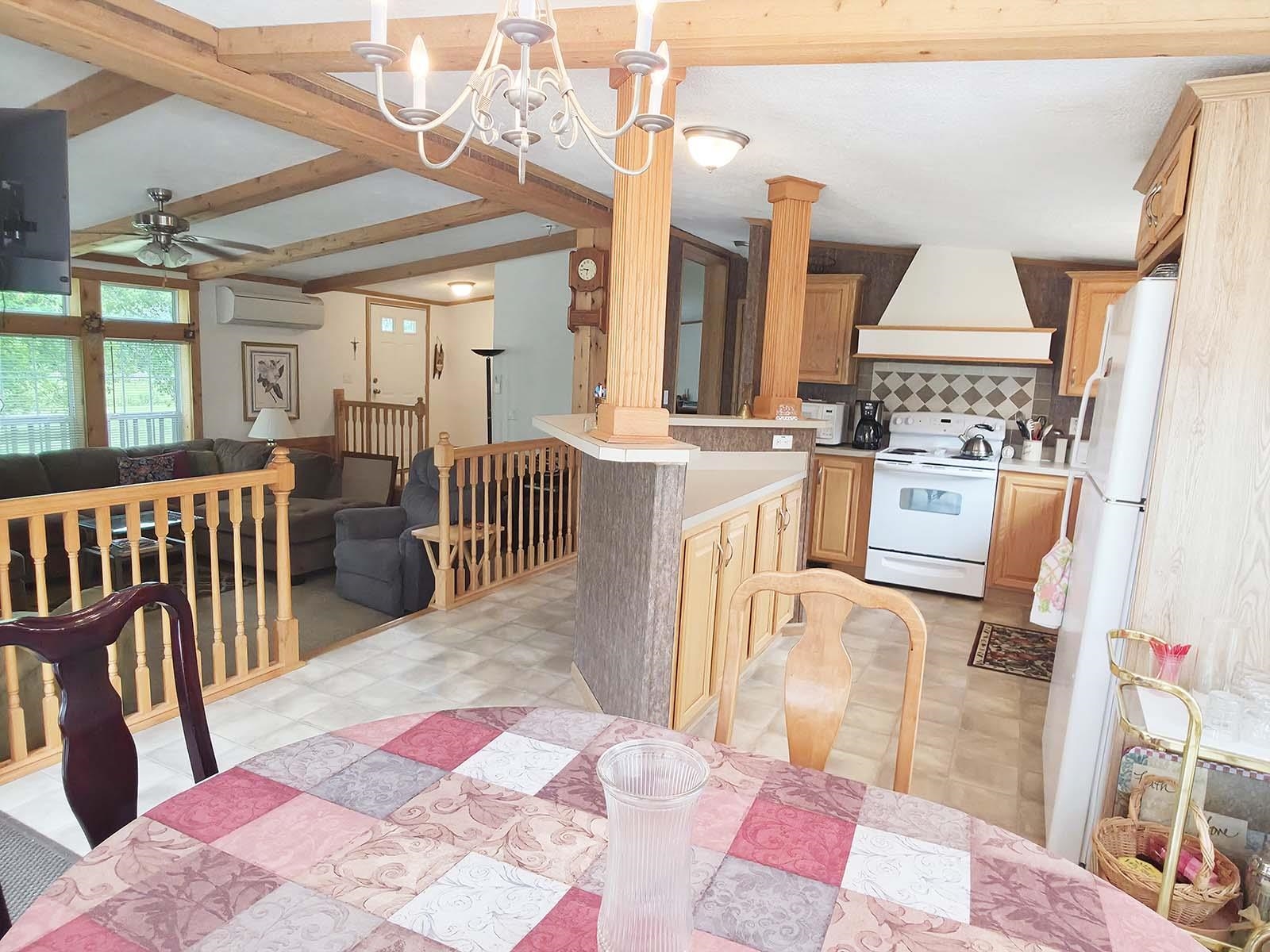 427 Dewing Road Property Photo 14