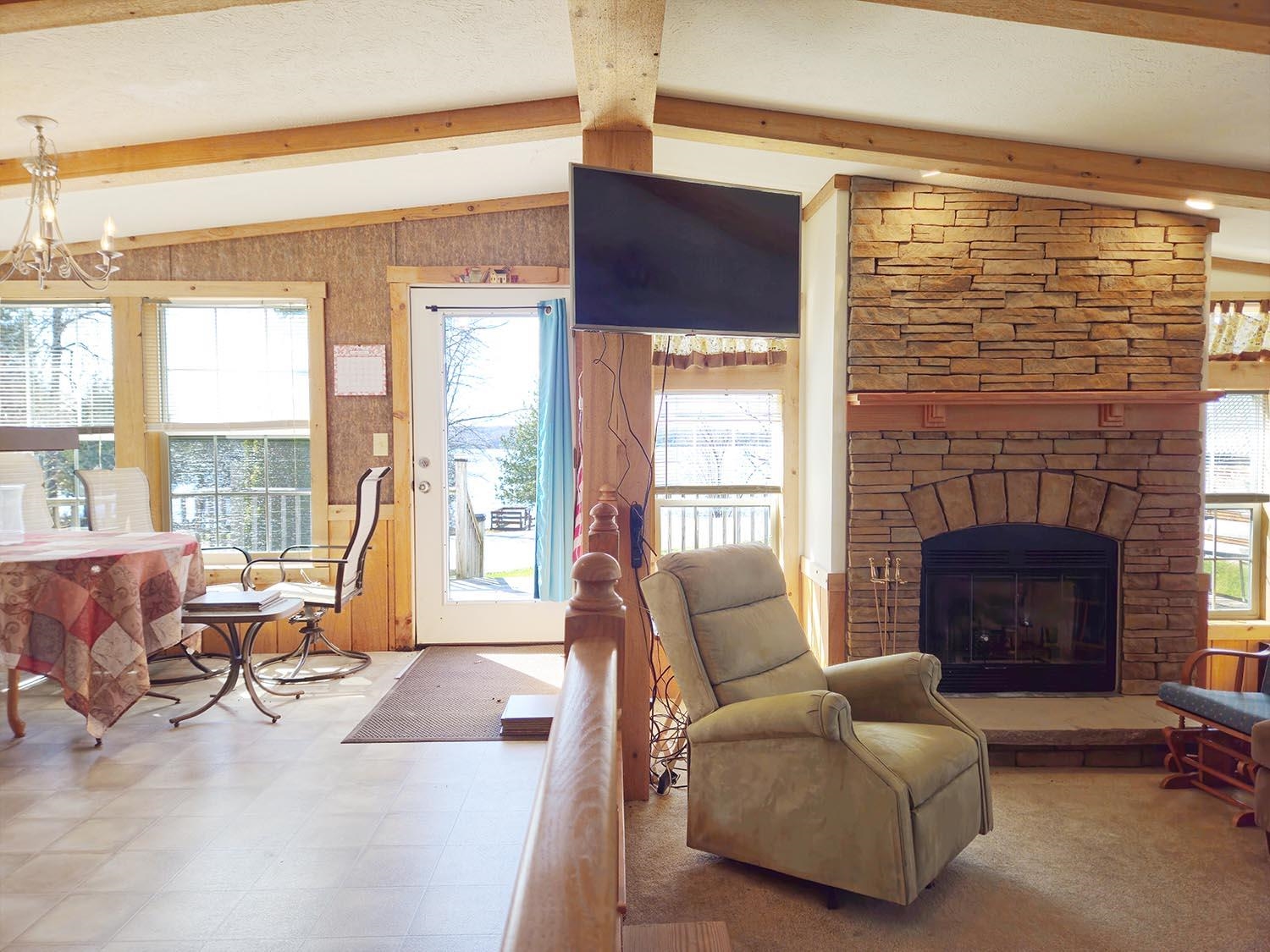 427 Dewing Road Property Photo 17