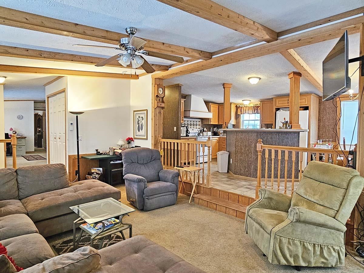427 Dewing Road Property Photo 23