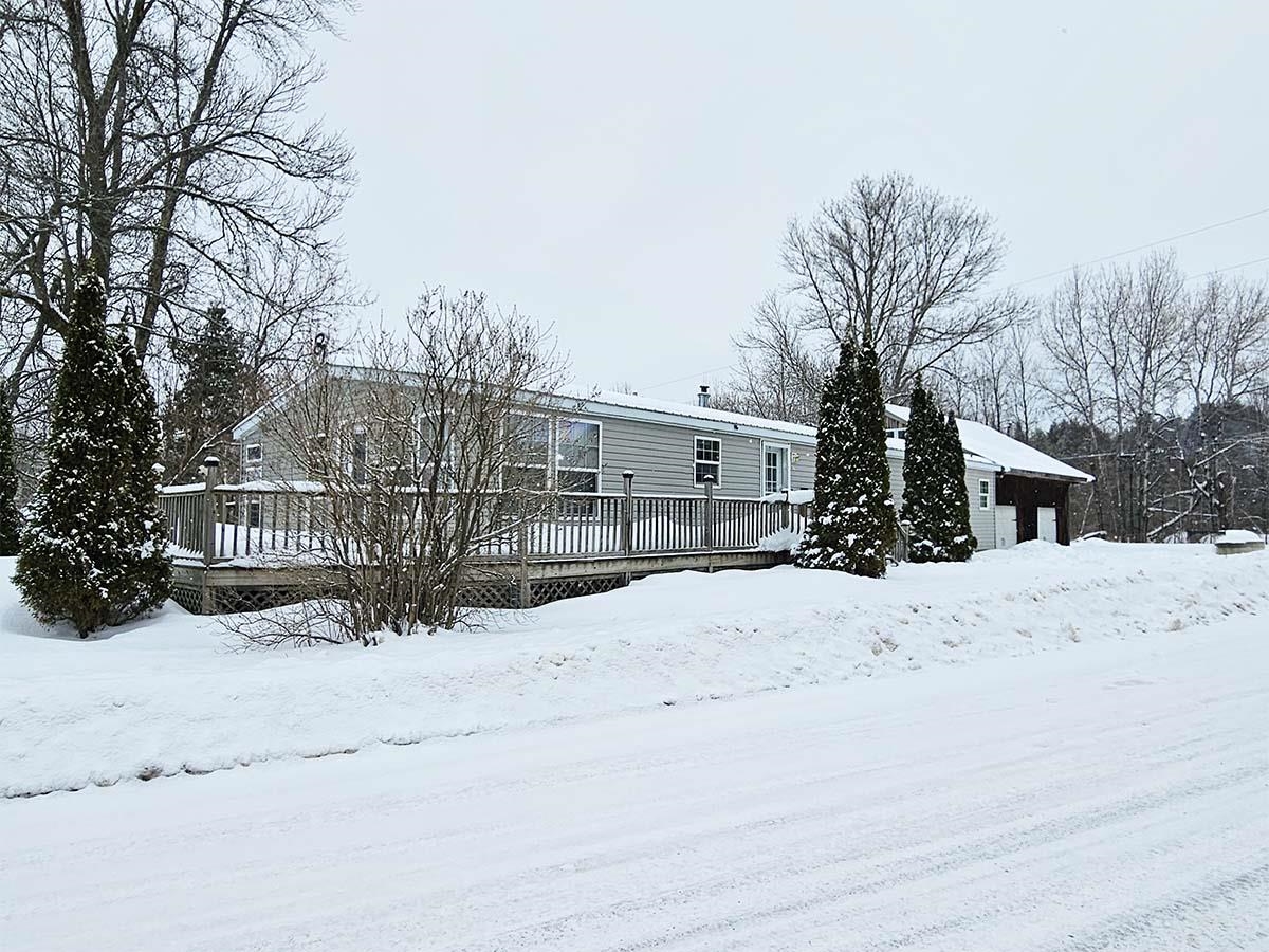 427 Dewing Road Property Photo 39