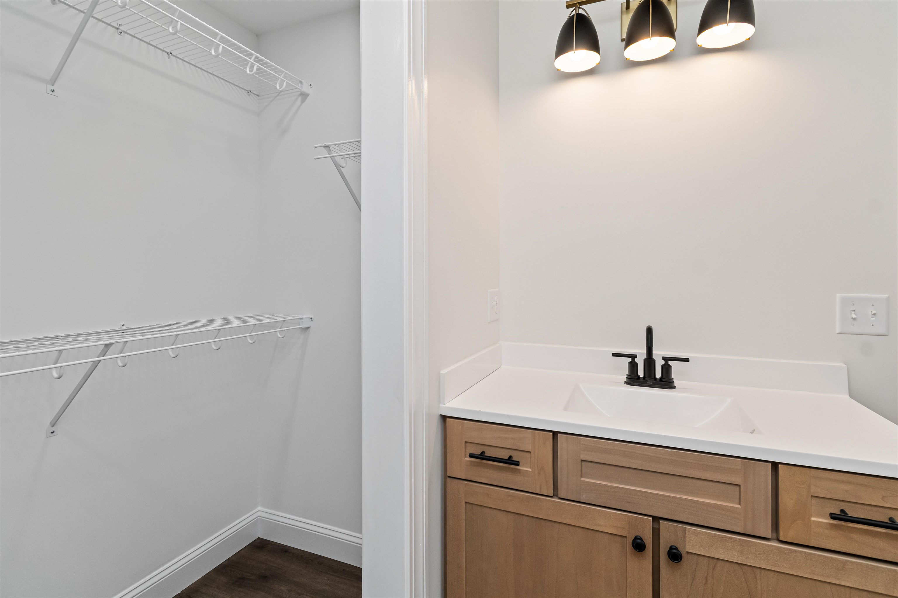 24 Upper Gilman Street Property Photo 31