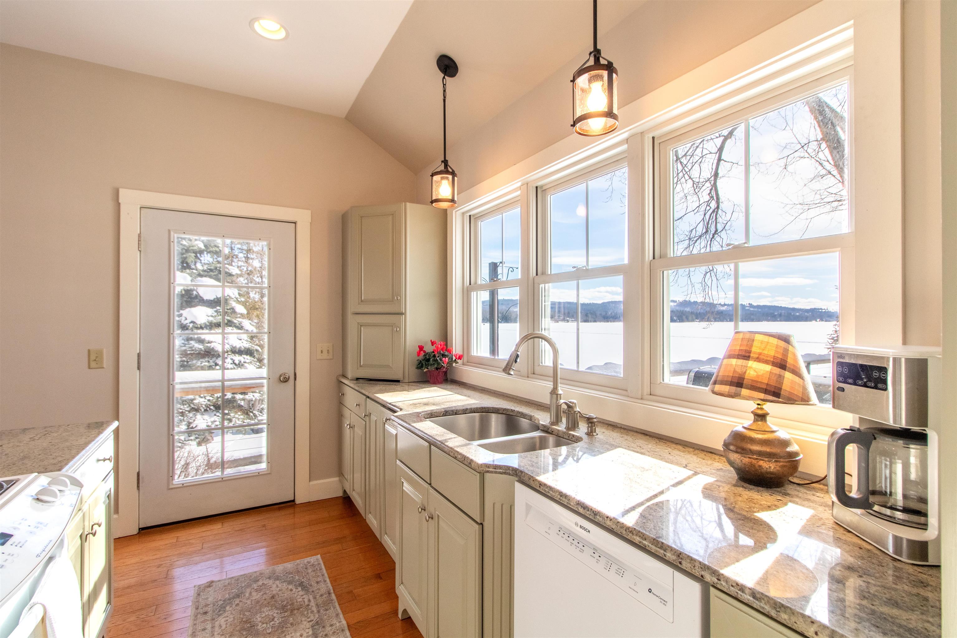 130 Lands End Road Property Photo 9
