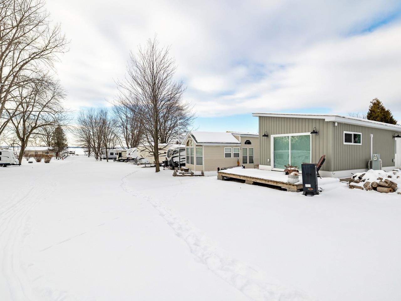 3446 Maquam Shore Road Property Photo 16