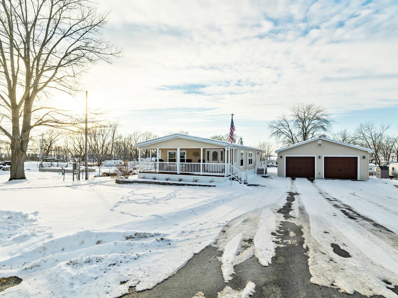 3446 Maquam Shore Road Property Photo 32