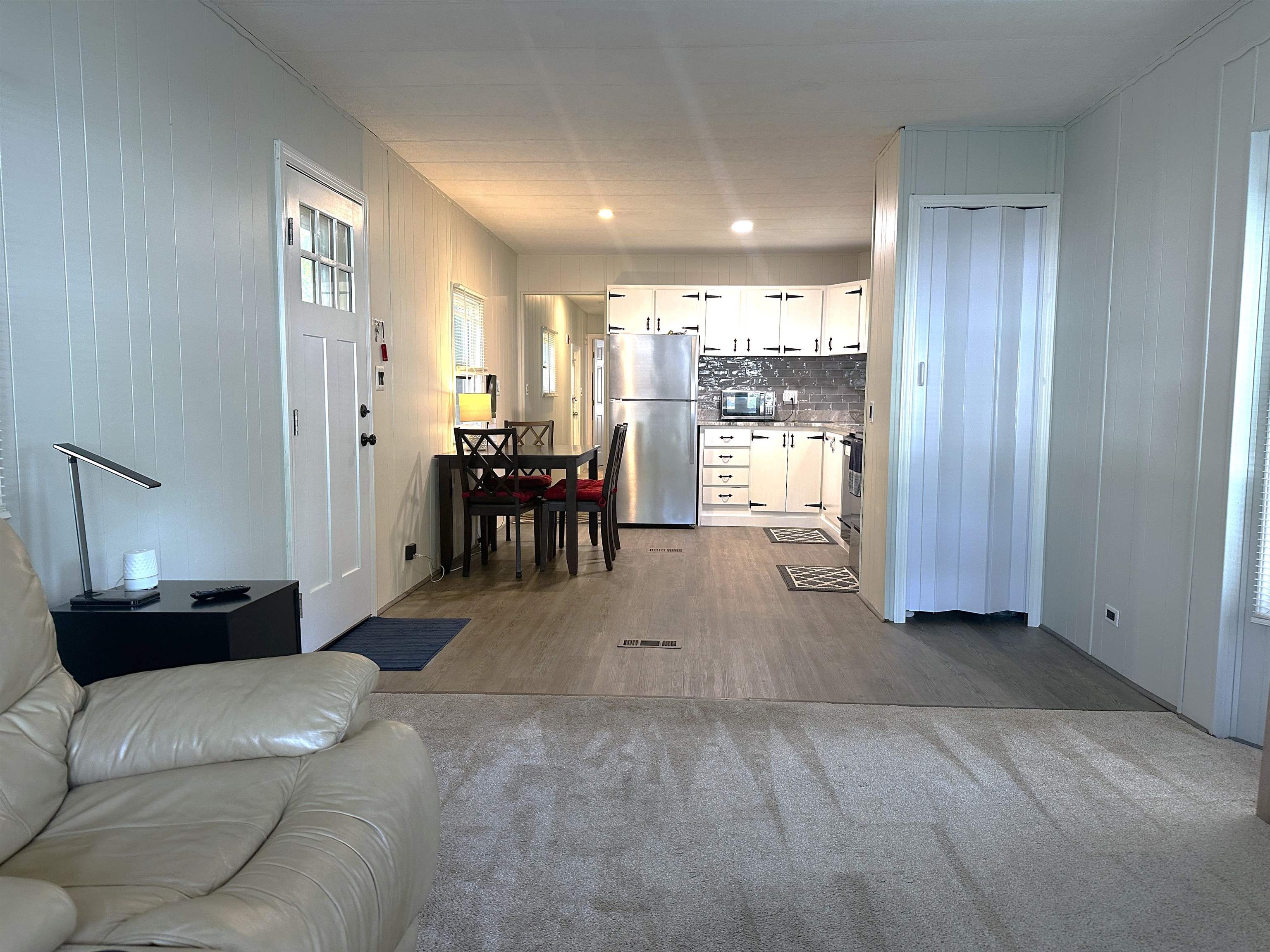 614 Canterbury Drive Property Photo 12