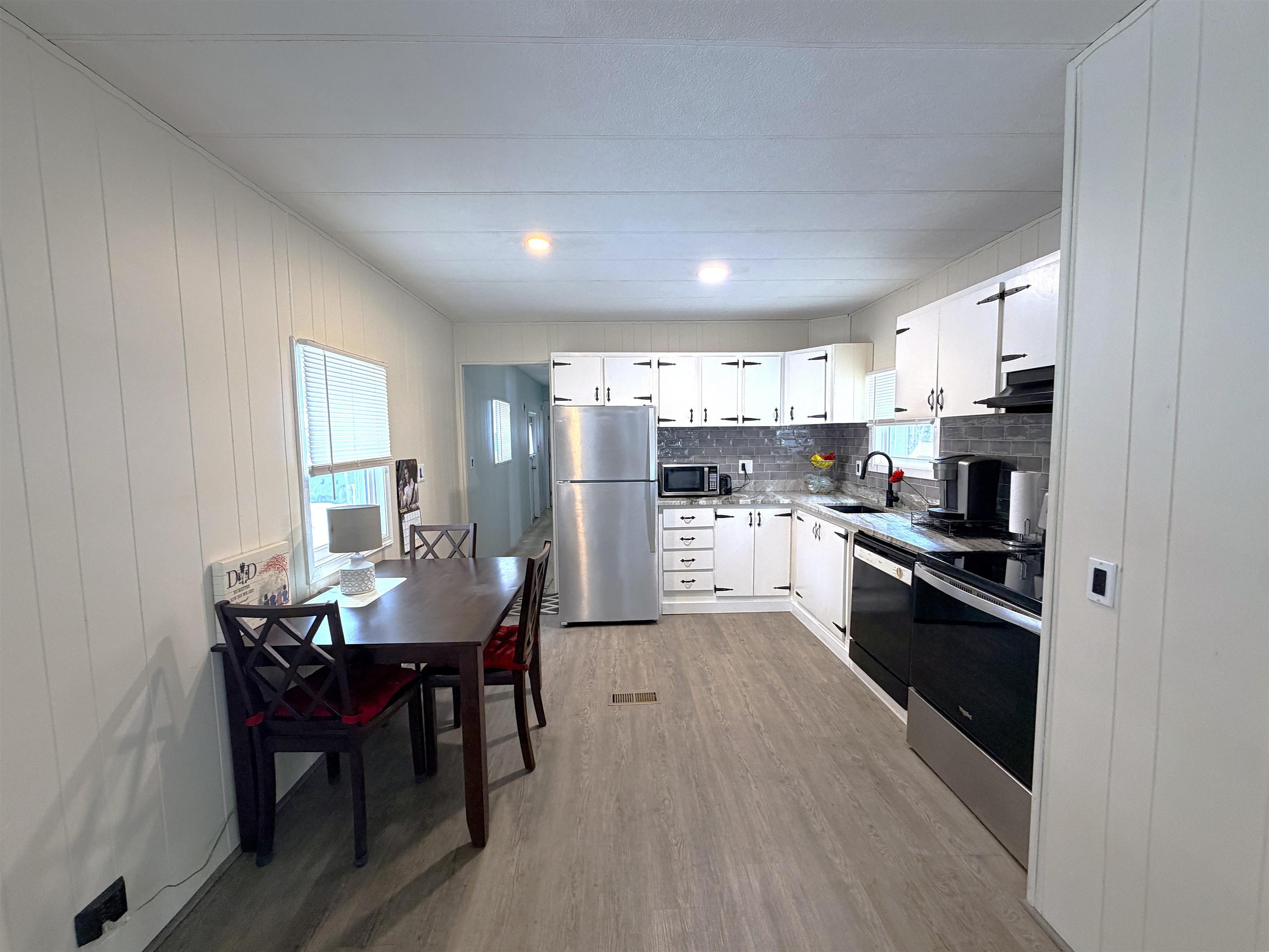 614 Canterbury Drive Property Photo 13
