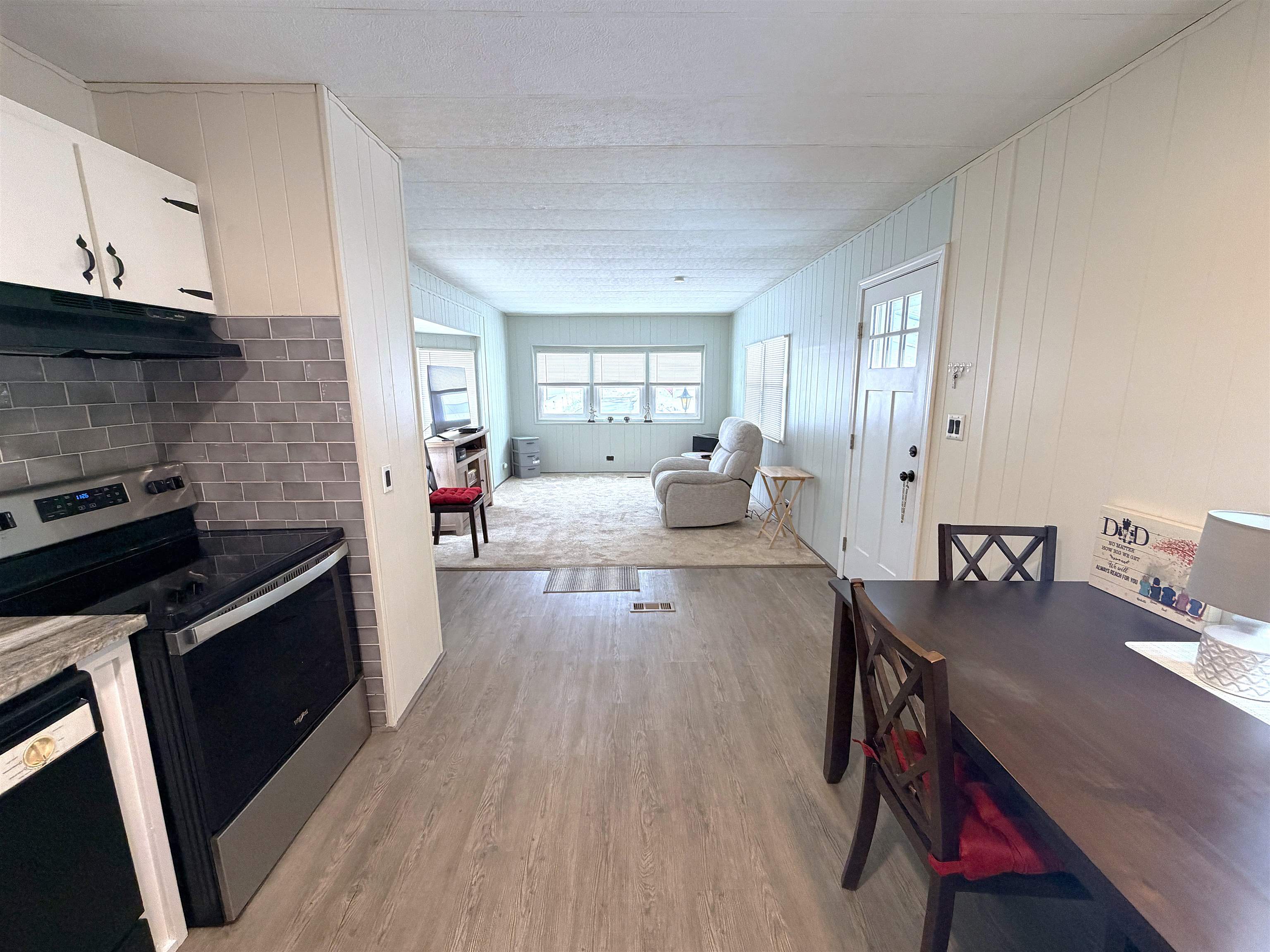614 Canterbury Drive Property Photo 15