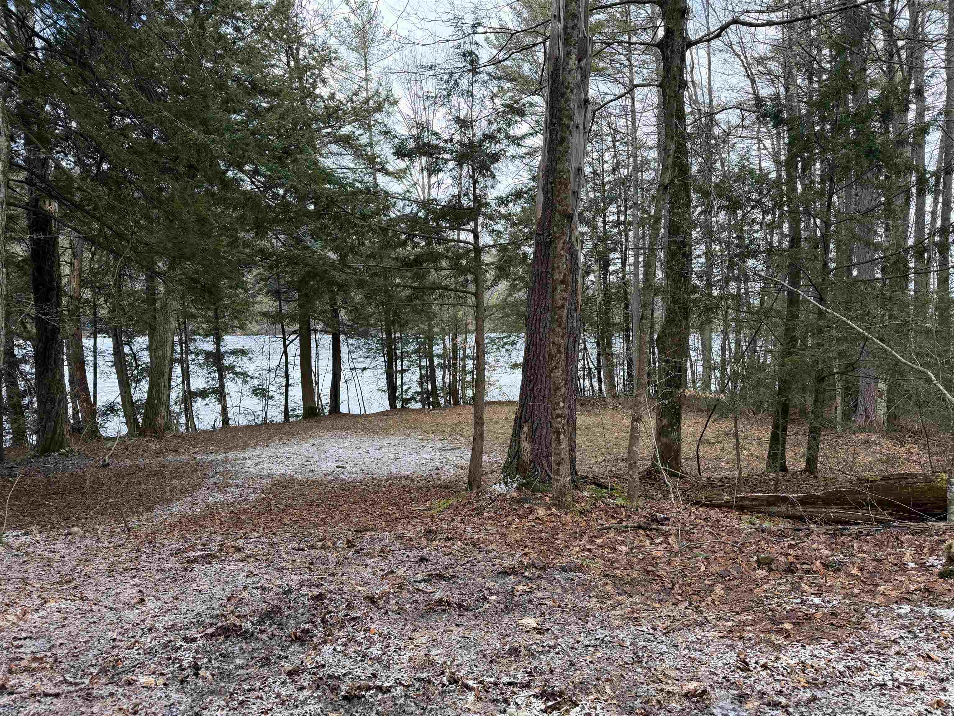 380 Columbia Drive Property Photo 4