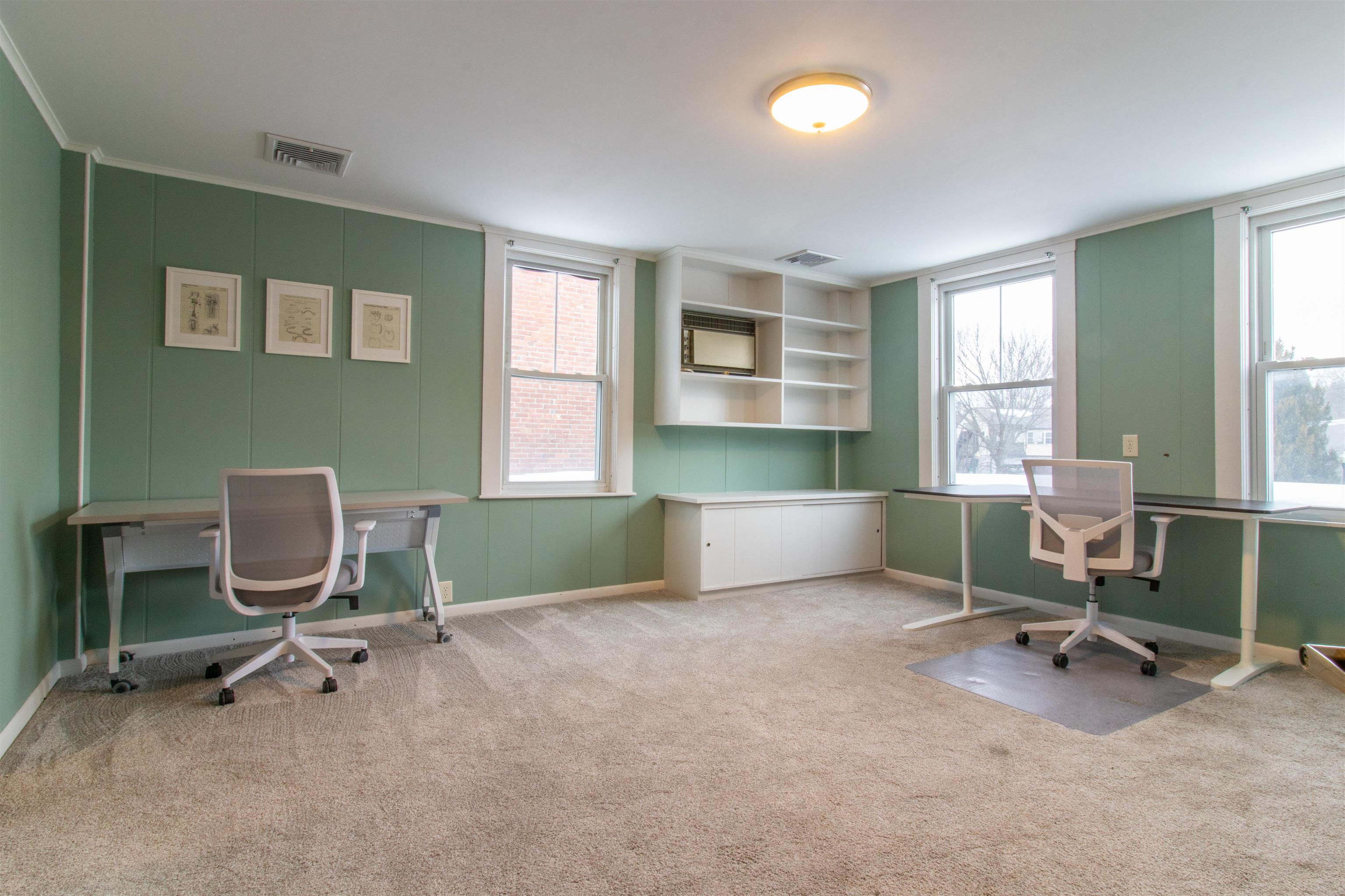 263 Union Square Property Photo 4