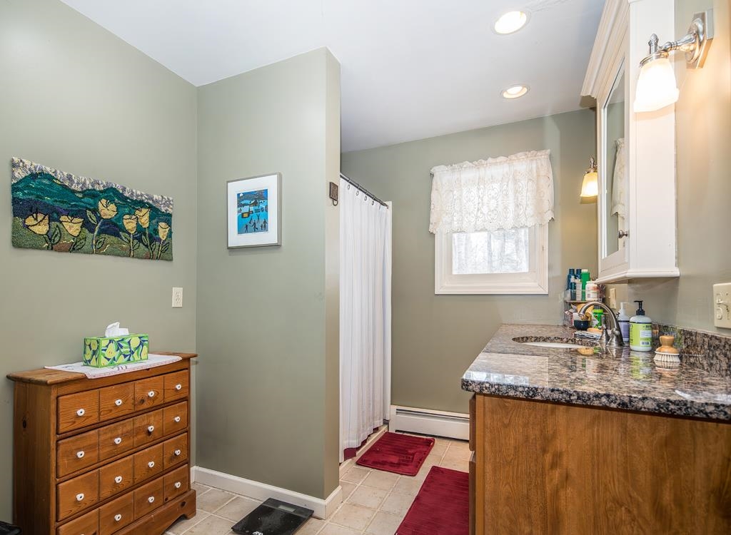 60 Irish Lane Property Photo 23