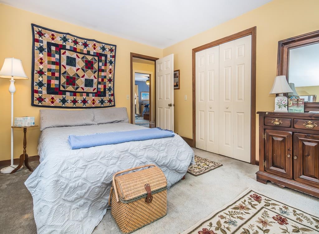60 Irish Lane Property Photo 28