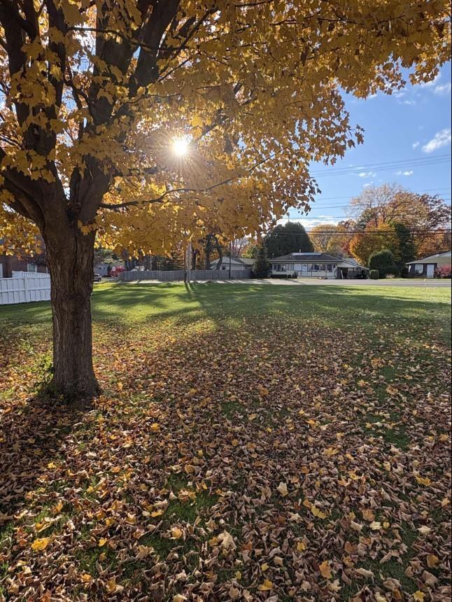 10 Southview Drive Property Photo 3