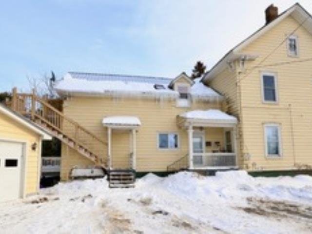 33 Grand Avenue Property Photo 9