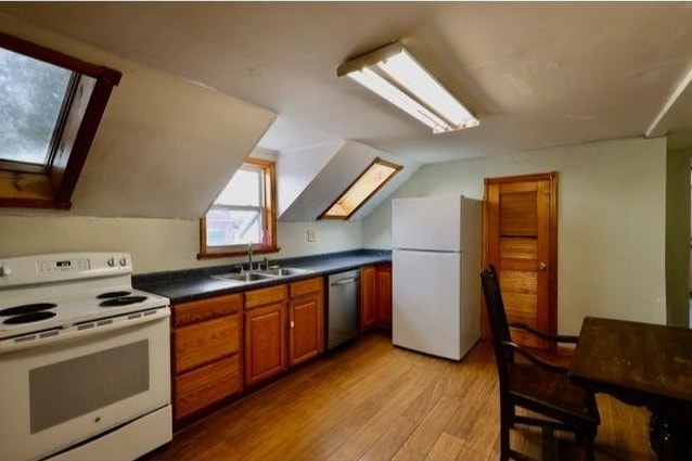 33 Grand Avenue Property Photo 11