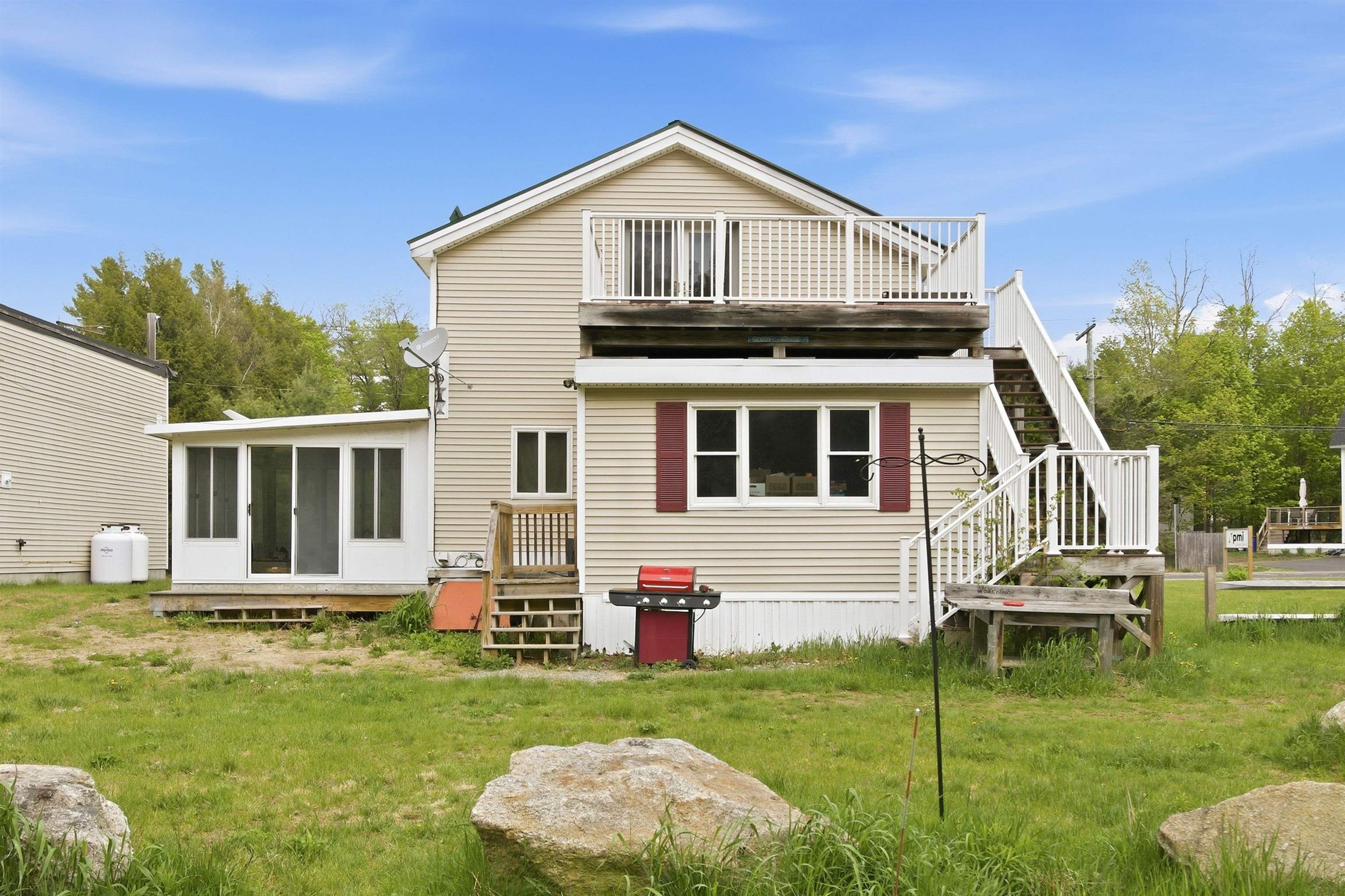 372 Owl Street Property Photo 7