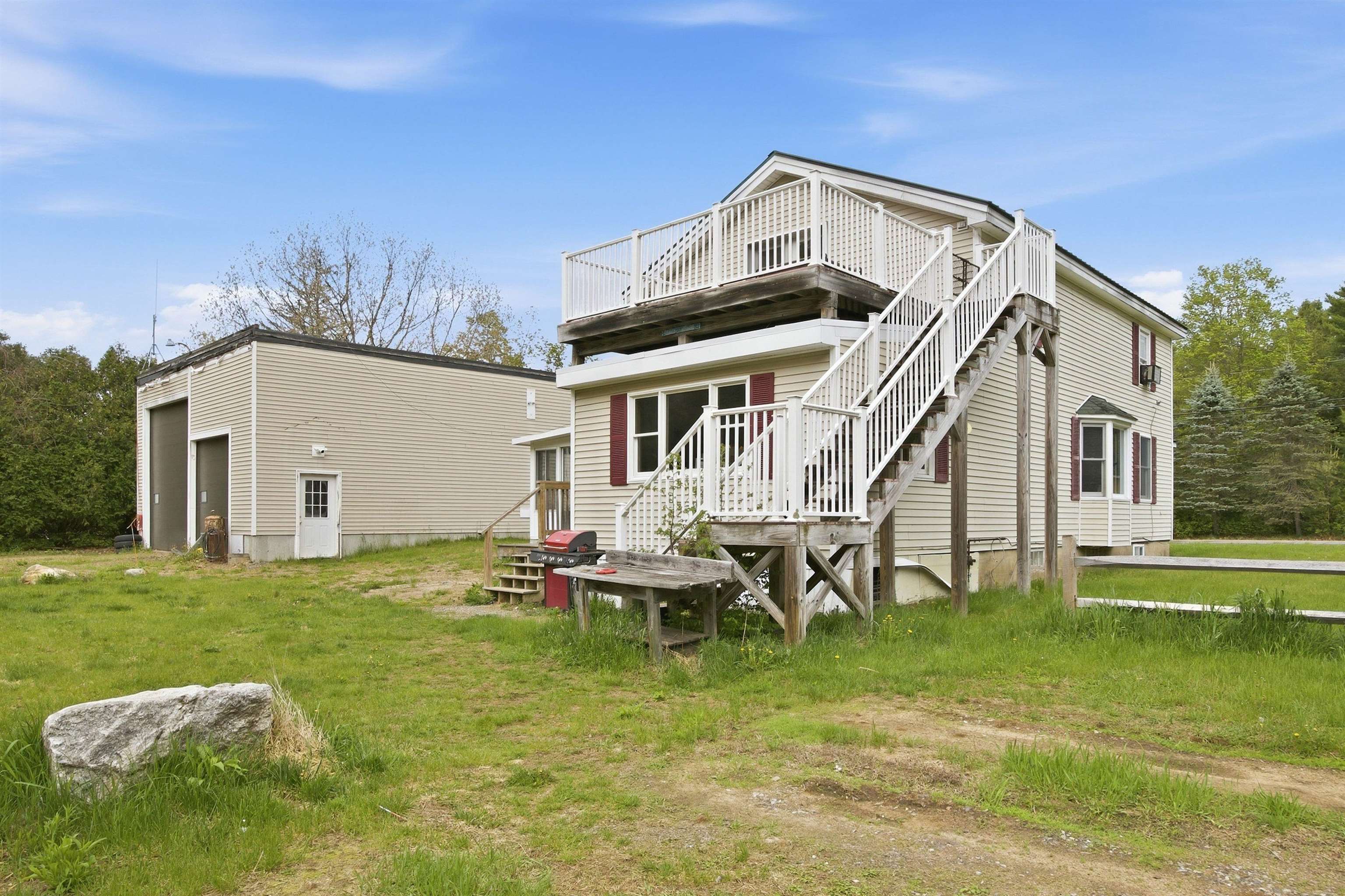 372 Owl Street Property Photo 8