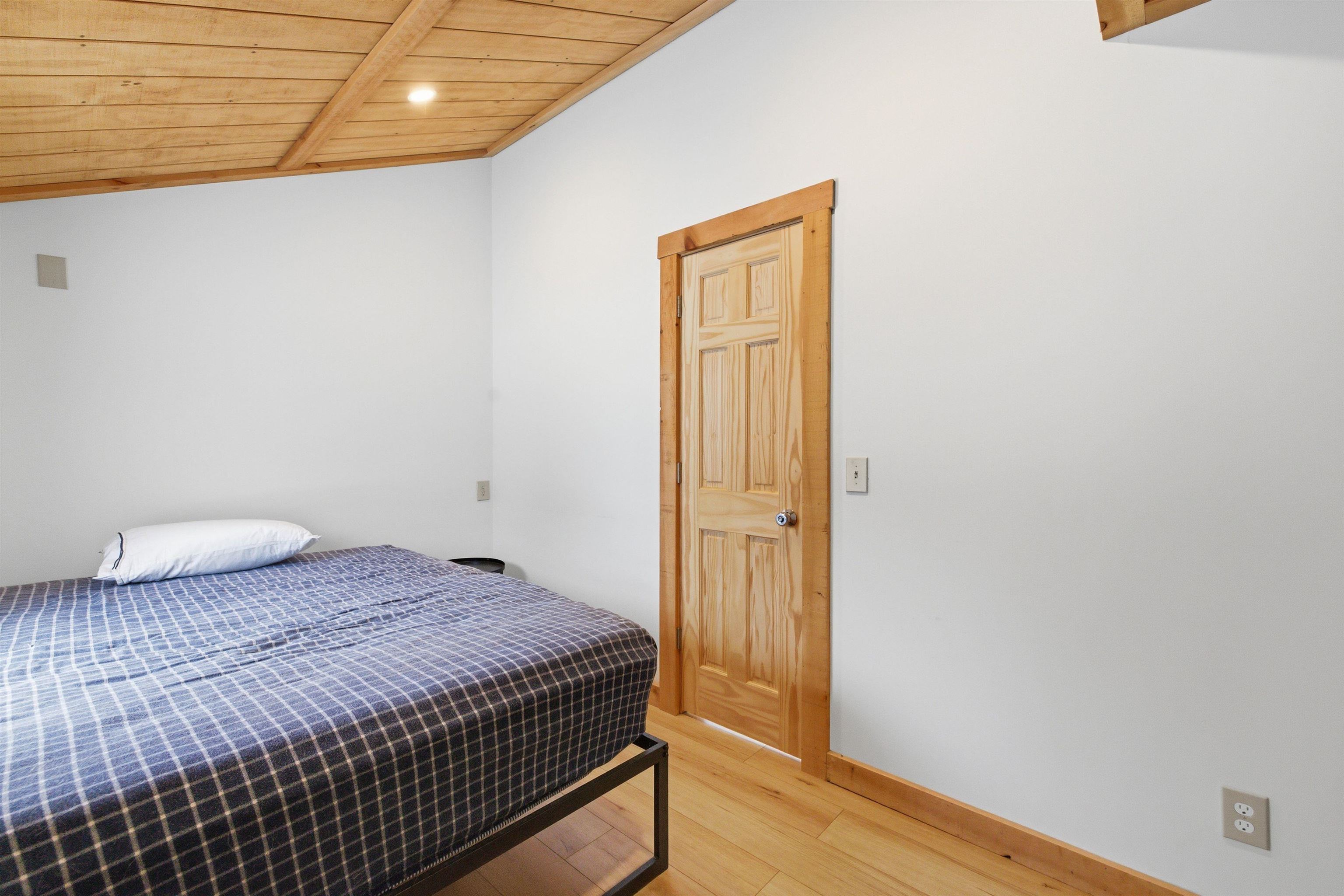 372 Owl Street Property Photo 41