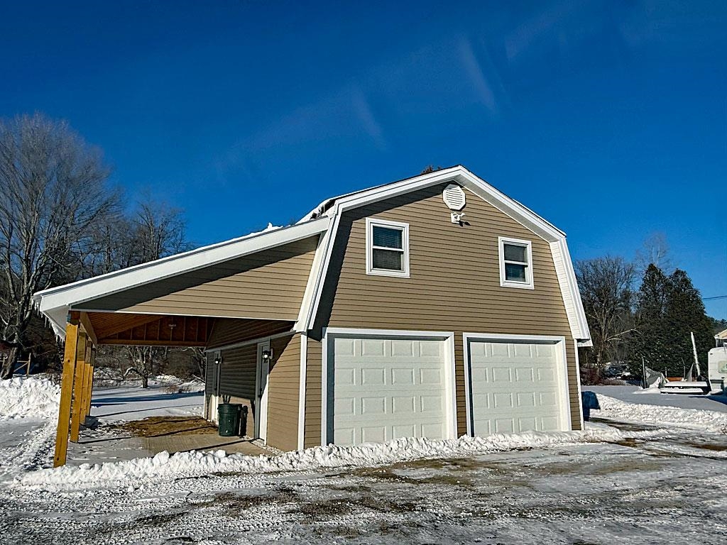 207.5 Dorr Drive Property Photo 2