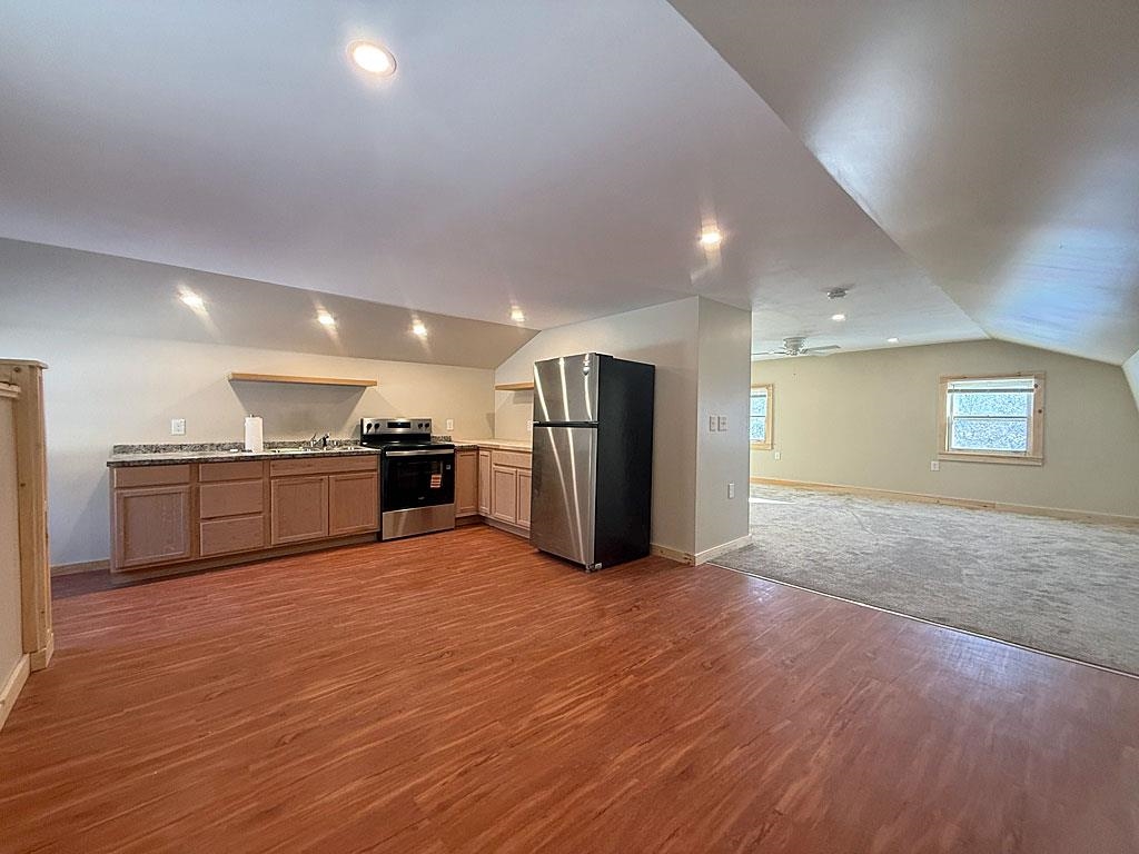 207.5 Dorr Drive Property Photo 9