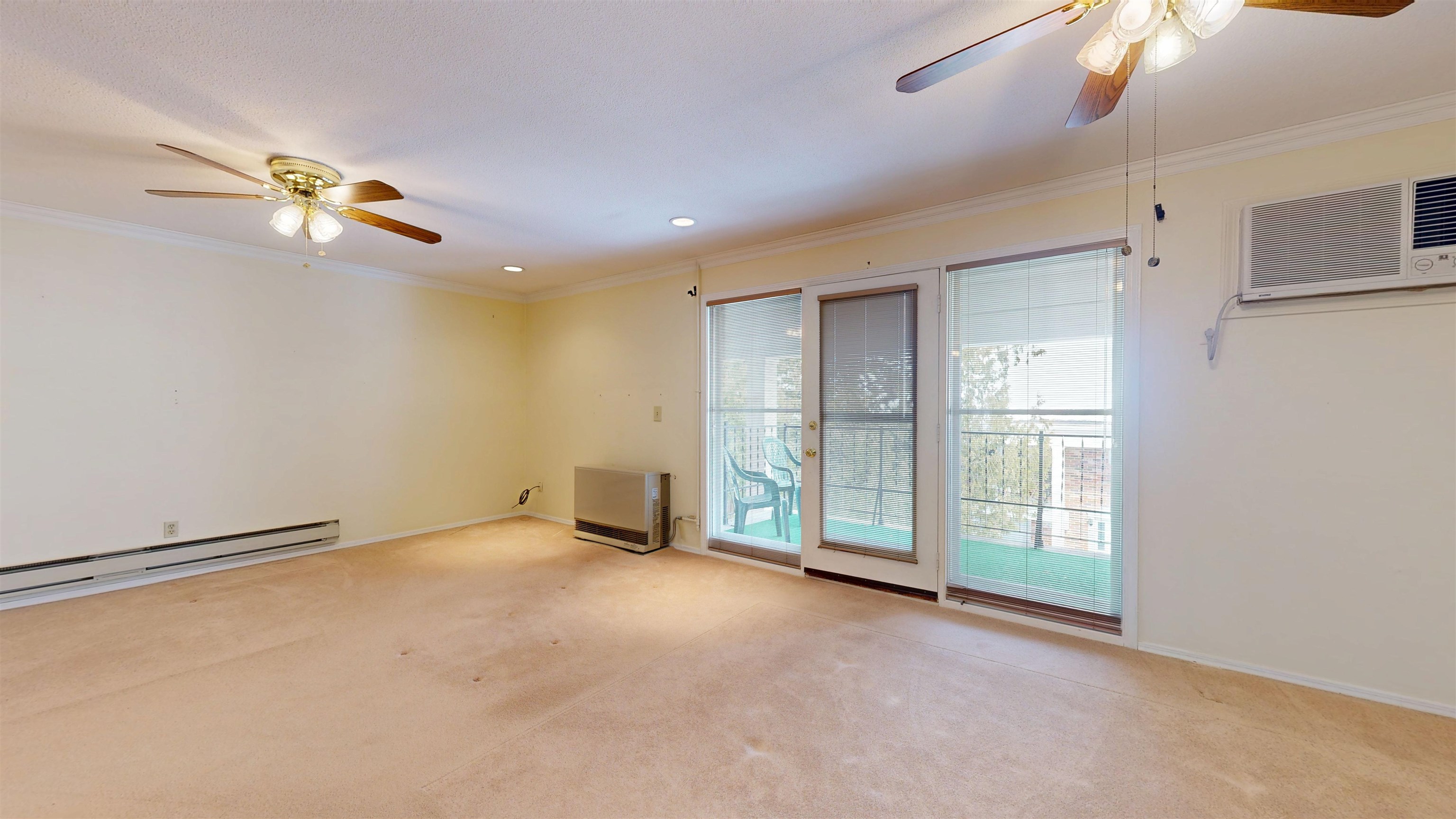 100 Kennedy Drive Property Photo 4