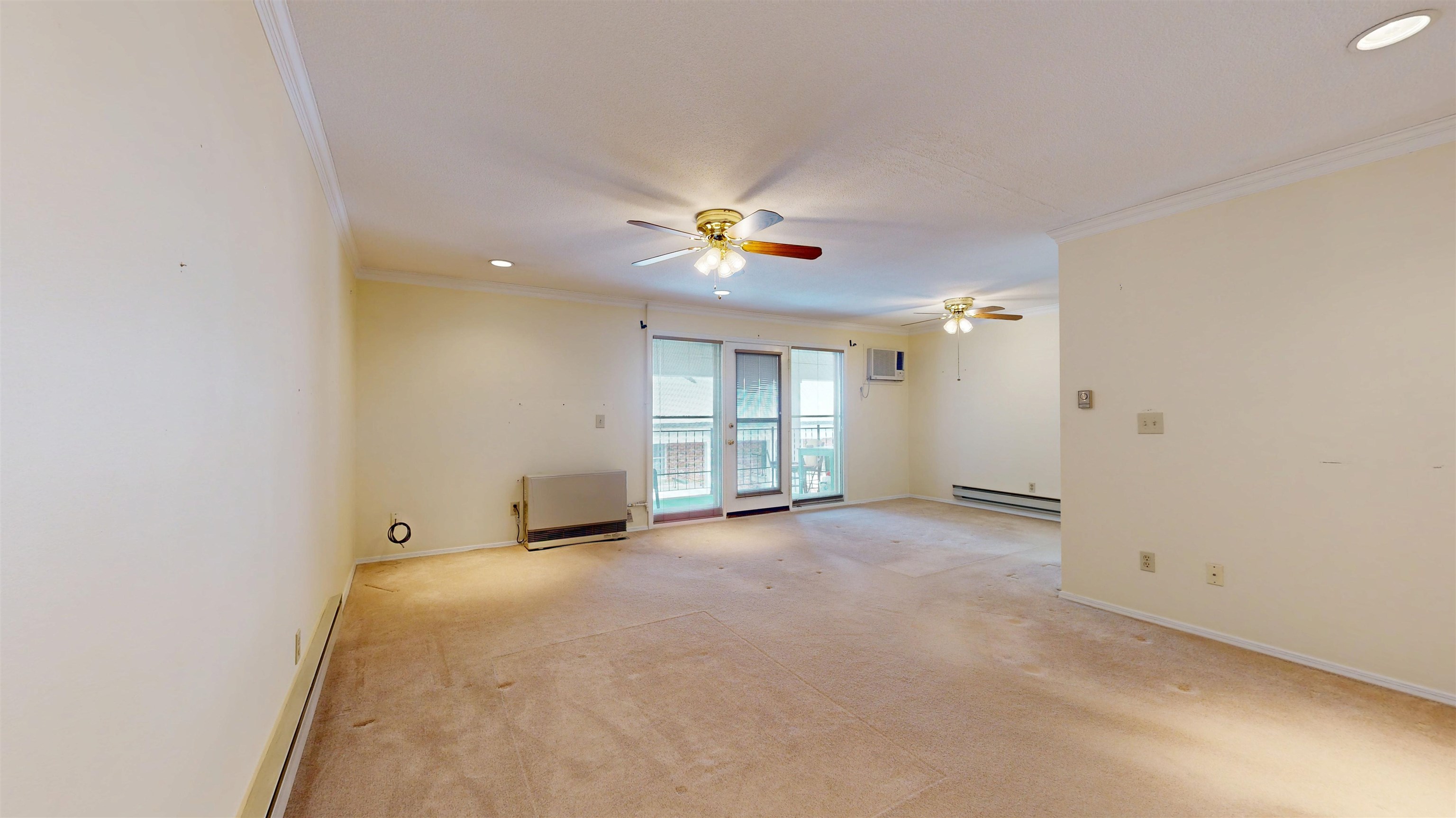 100 Kennedy Drive Property Photo 7