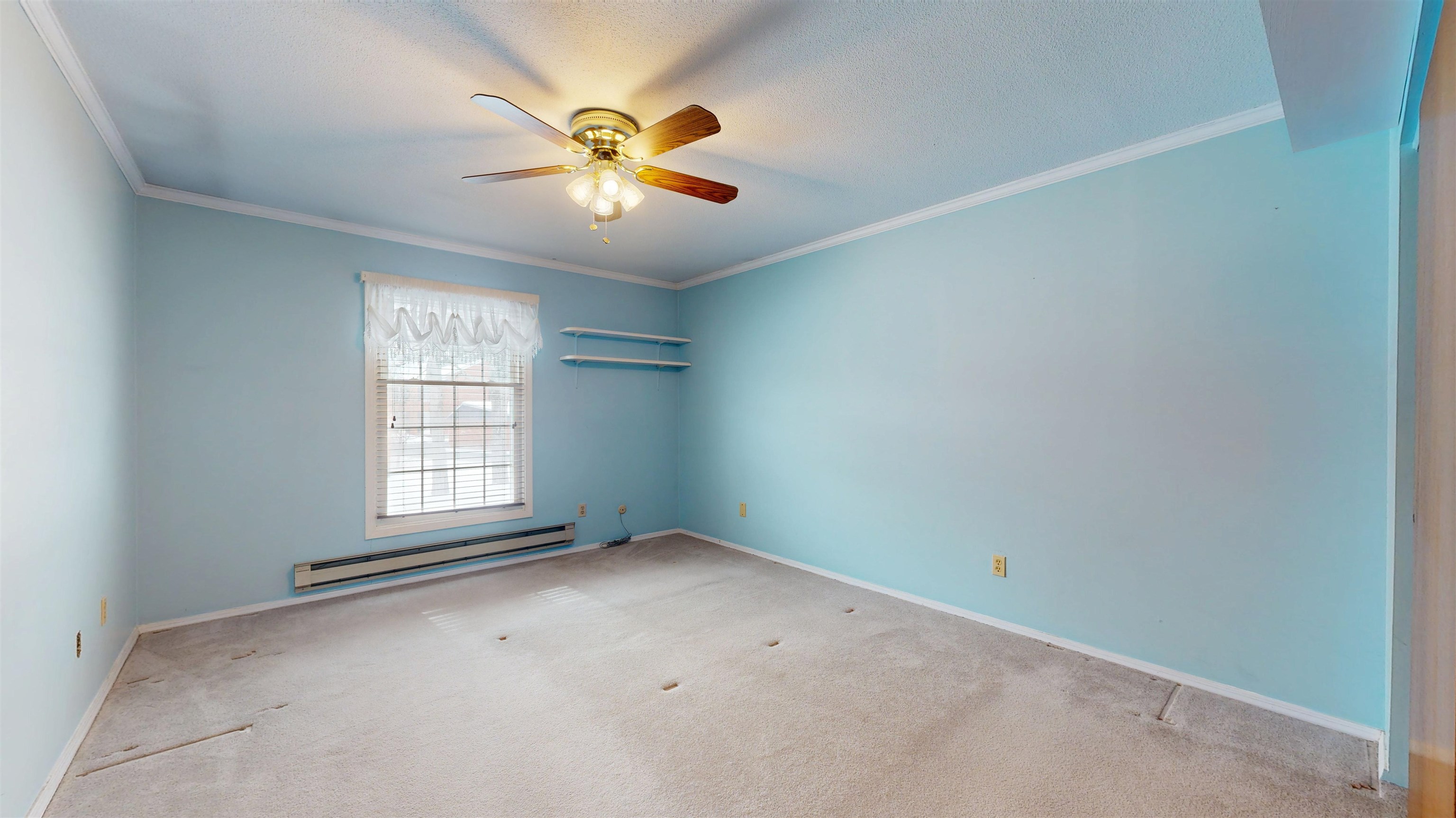 100 Kennedy Drive Property Photo 9