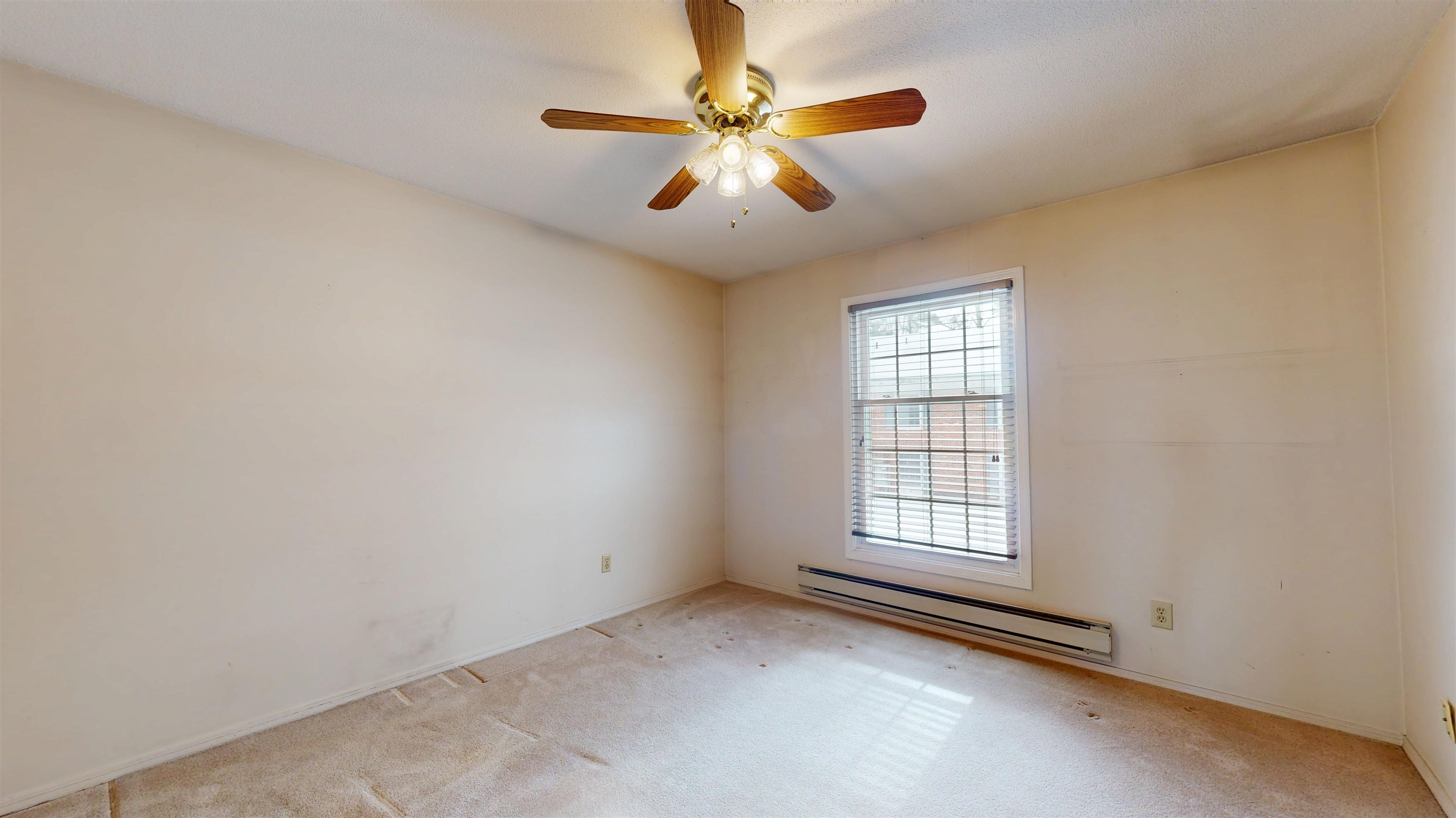 100 Kennedy Drive Property Photo 13