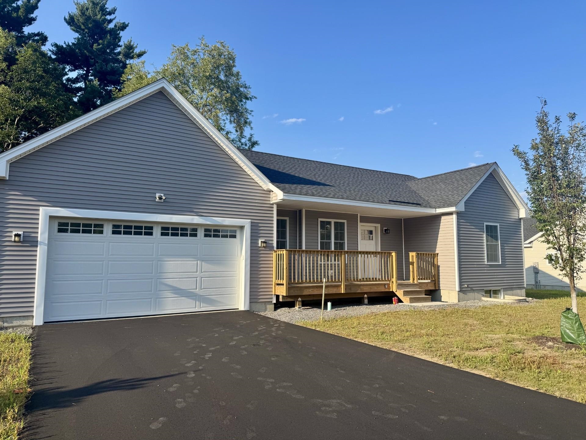 3 Magnolia Way Property Photo 1