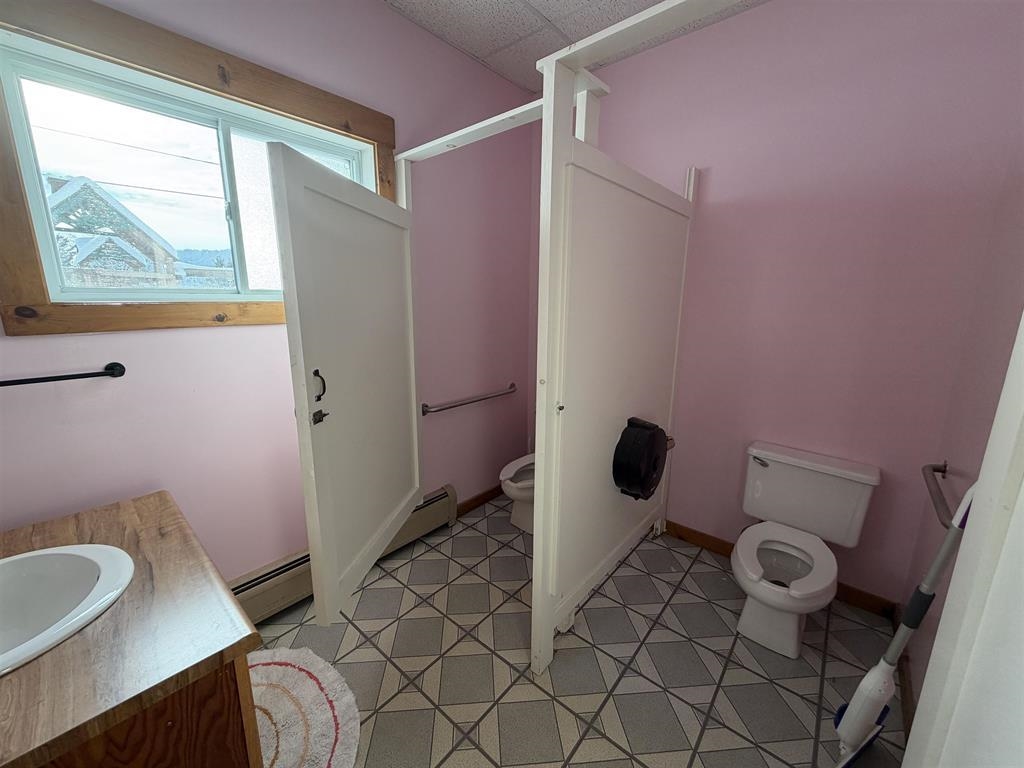 92 West Main Street Property Photo 21