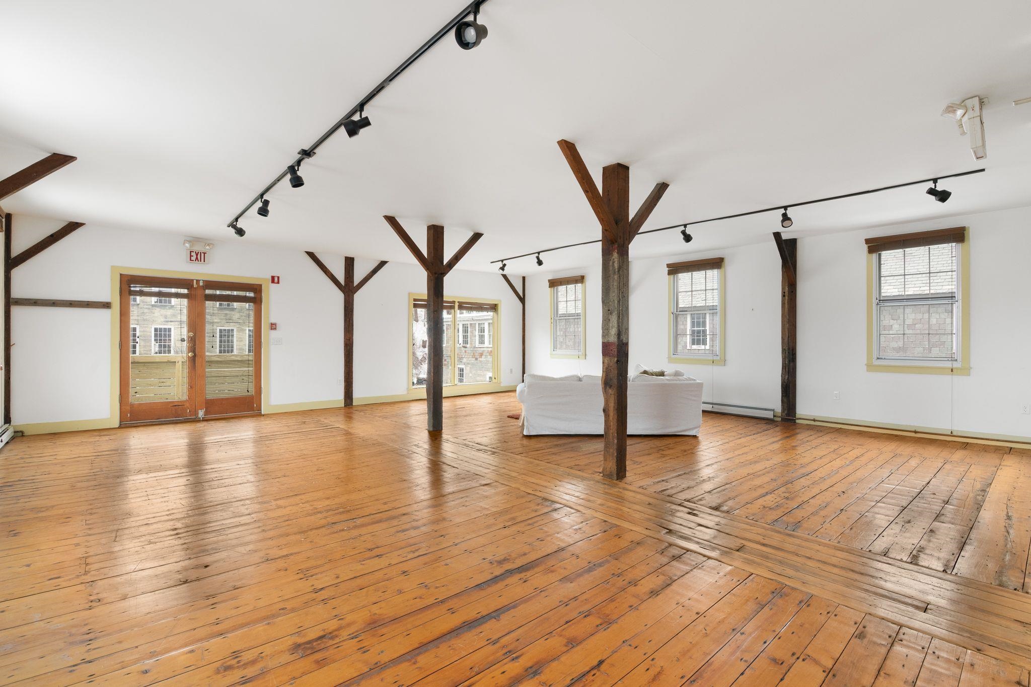 116 Birge Street Property Photo 4