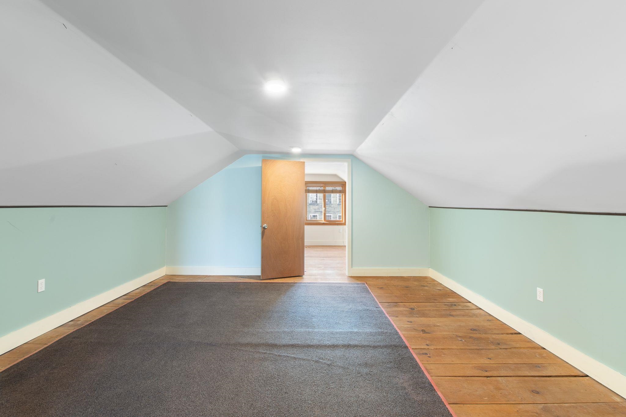 116 Birge Street Property Photo 25