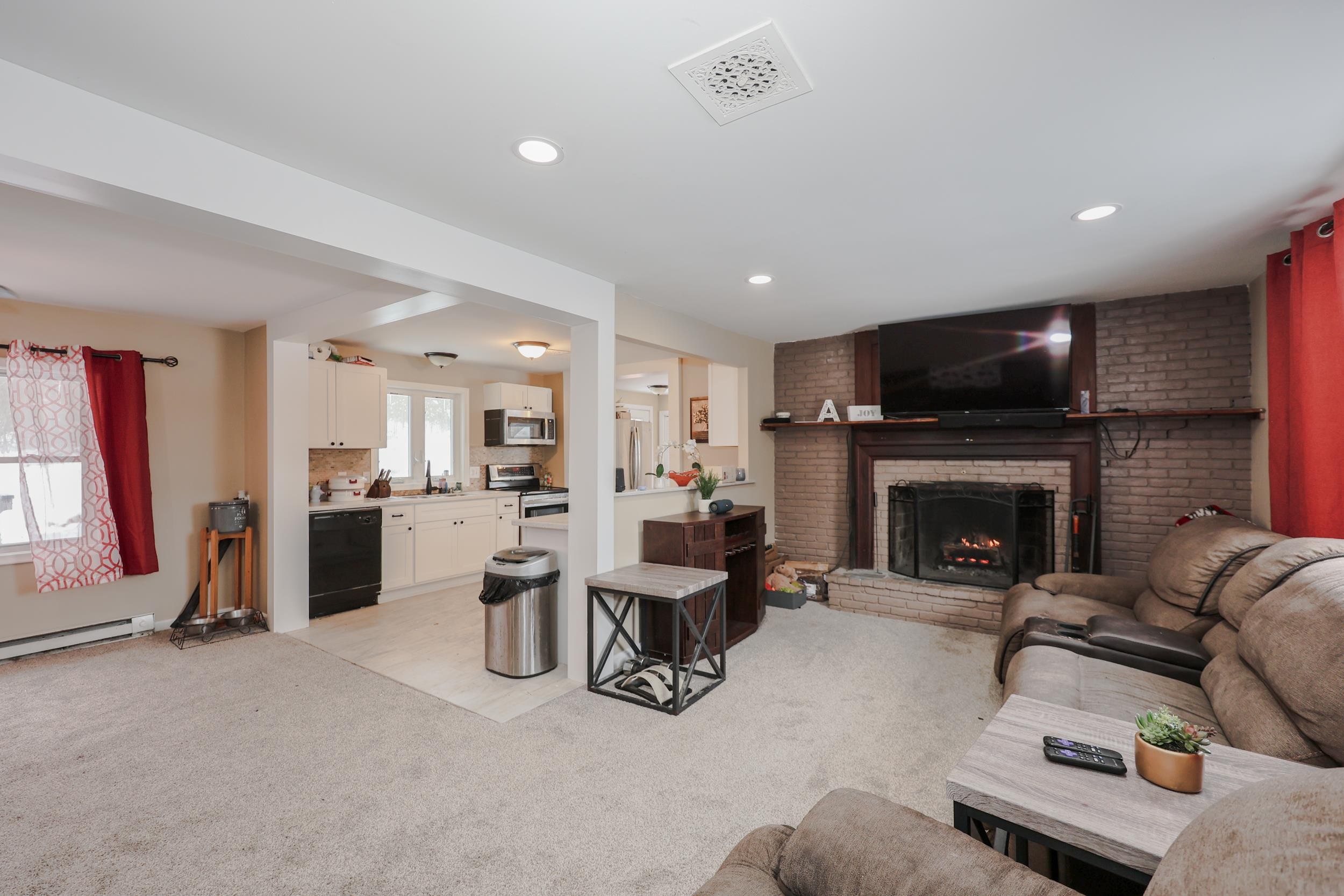 128 N Shore Road Property Photo 3